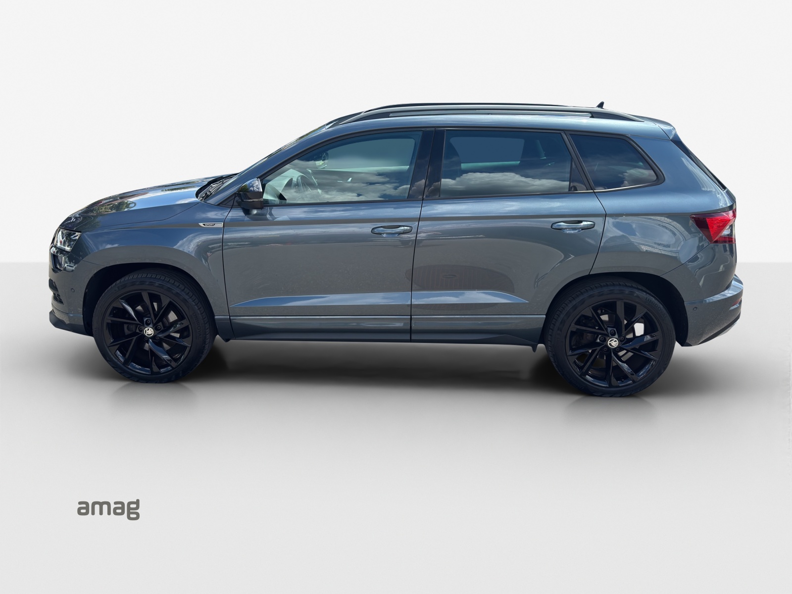 SKODA Karoq 2.0 TSI SportLine 4x4 DSG-image-1