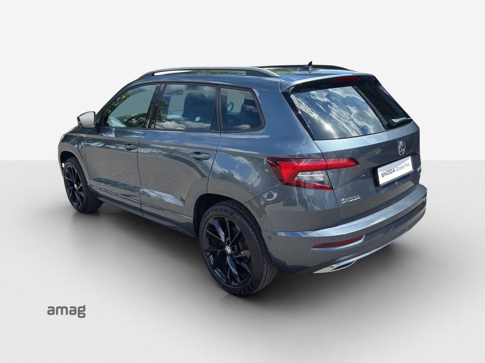 SKODA Karoq 2.0 TSI SportLine 4x4 DSG-image-2