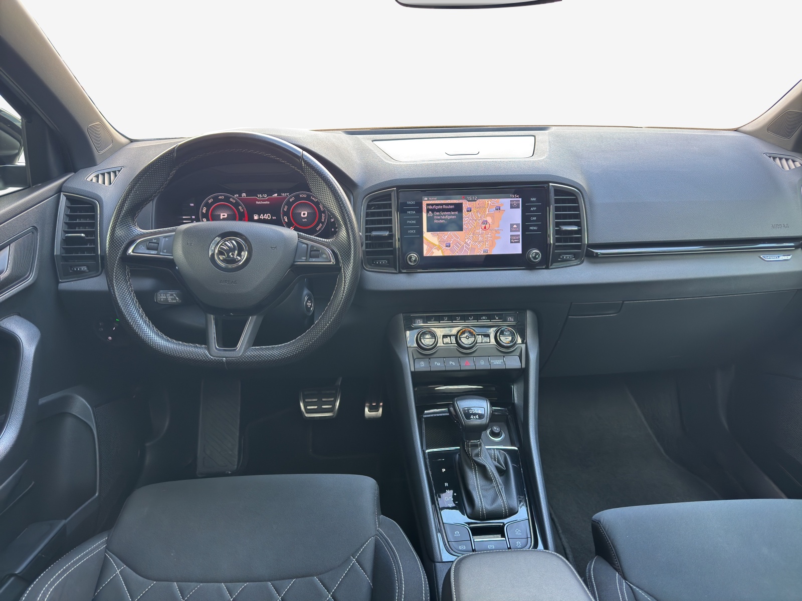 SKODA Karoq 2.0 TSI SportLine 4x4 DSG-image-8