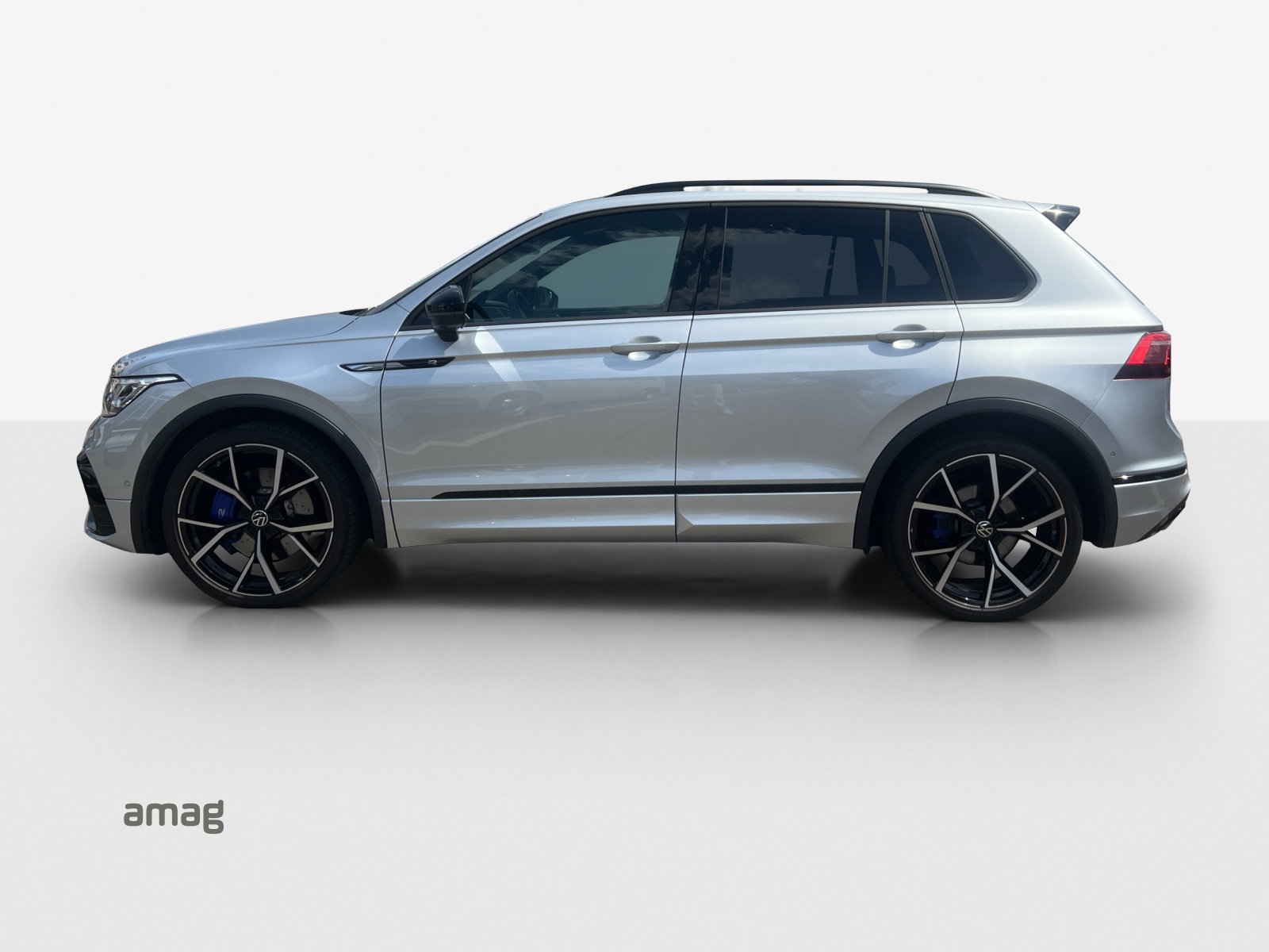 VW Tiguan 2.0TSI R 4Motion DSG-image-14