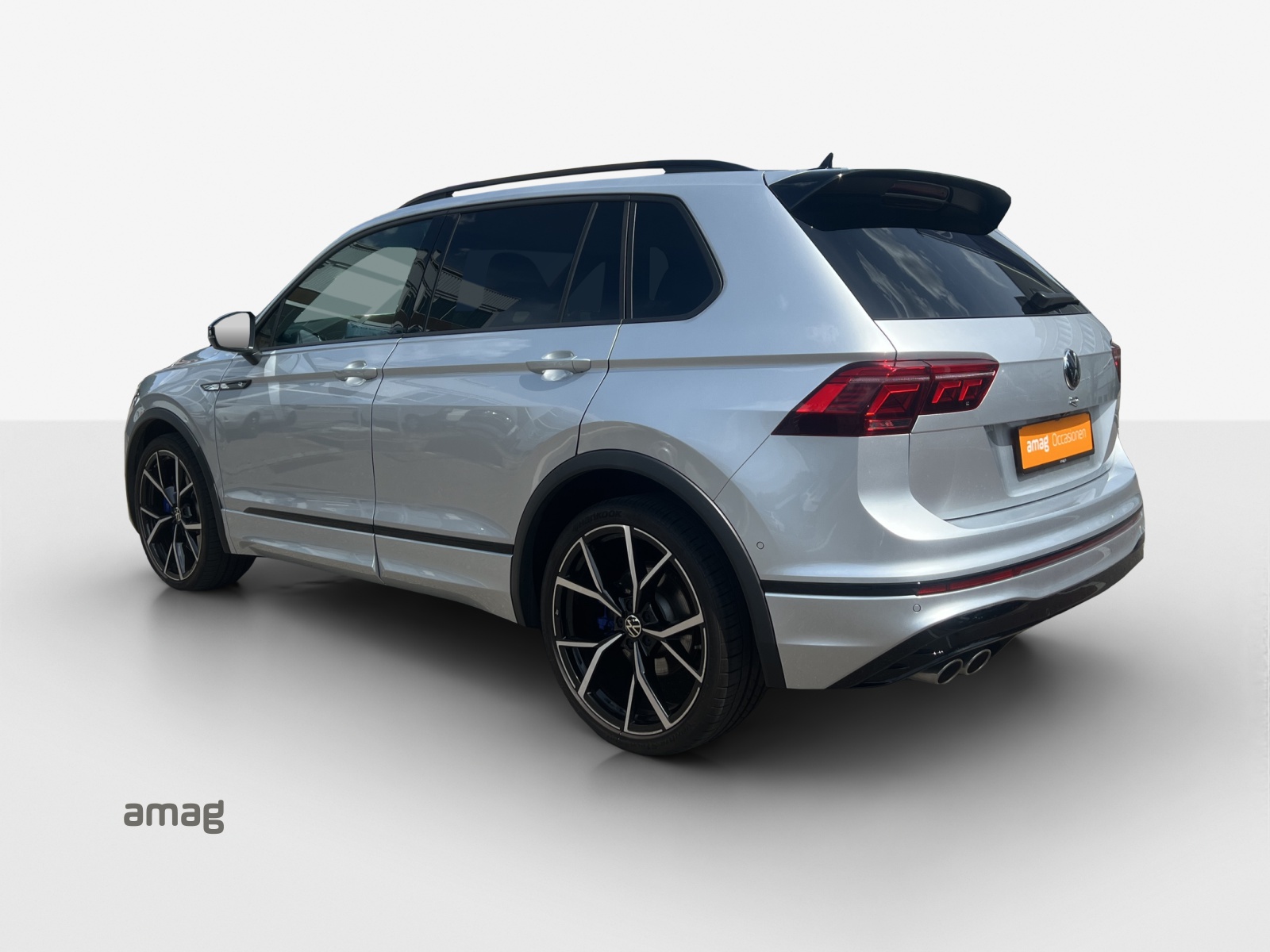 VW Tiguan 2.0TSI R 4Motion DSG-showroom-element-1