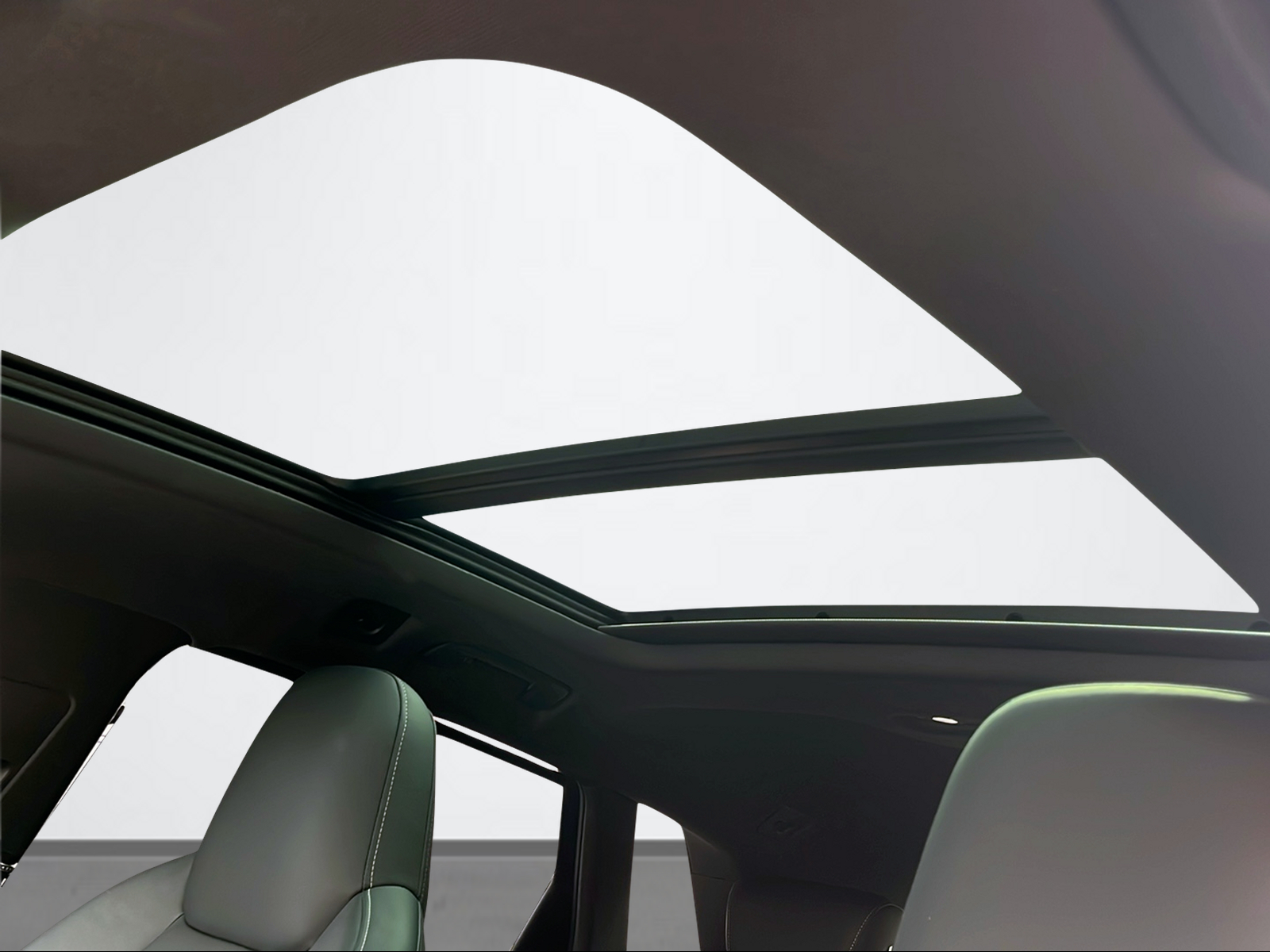 AUDI e-tron 55 S Line quattro-image-14