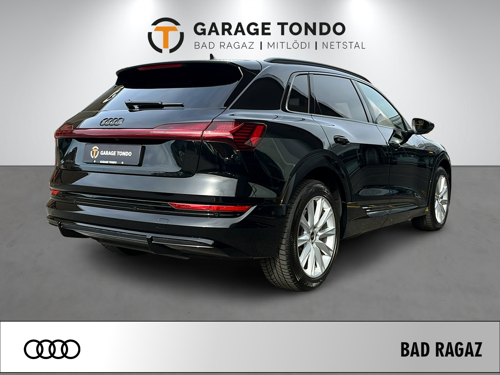 AUDI e-tron 55 S Line quattro-image-3