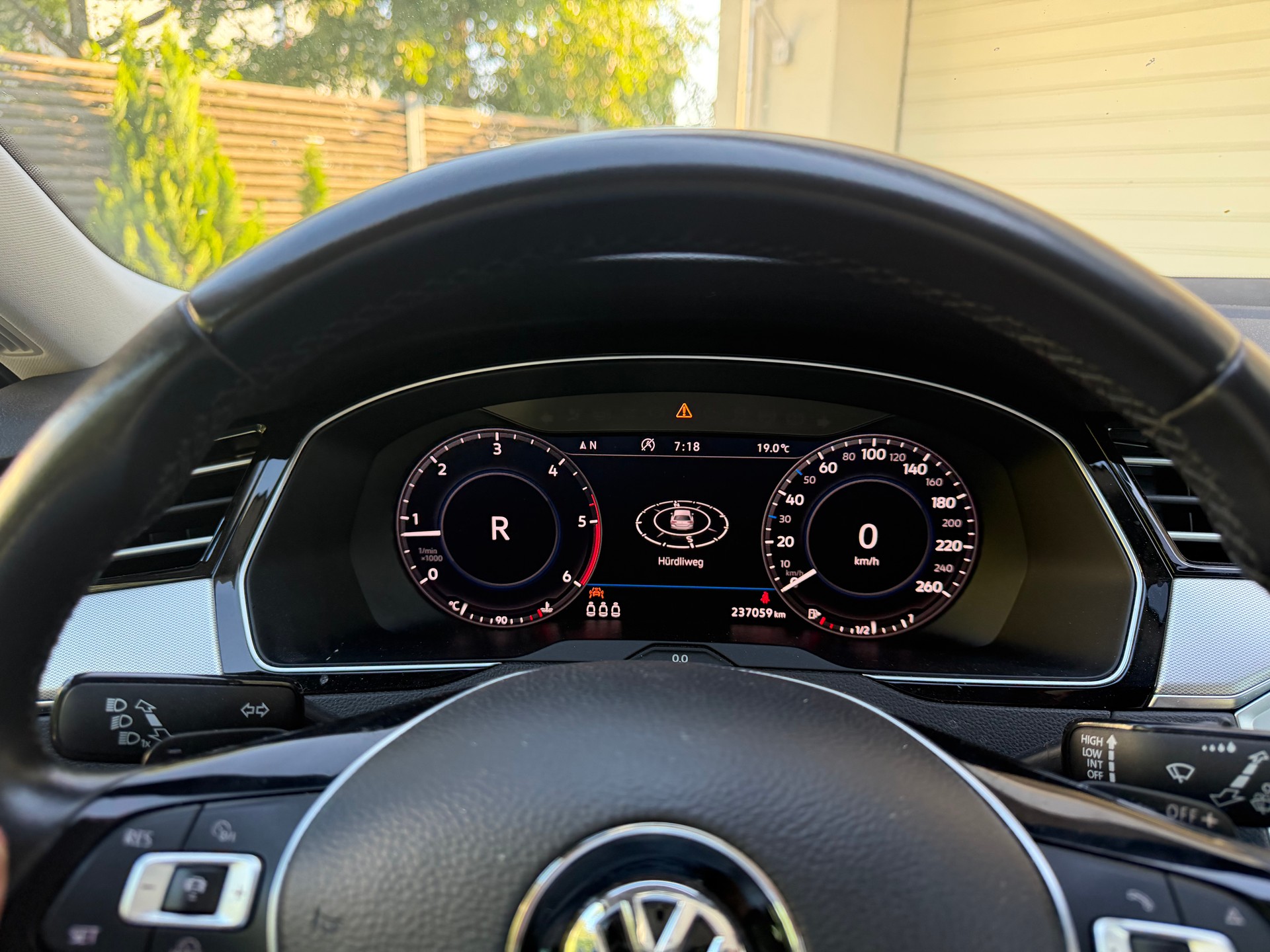VW Passat Variant 2.0 TDI SCR BMT Comfortline DSG-image-1
