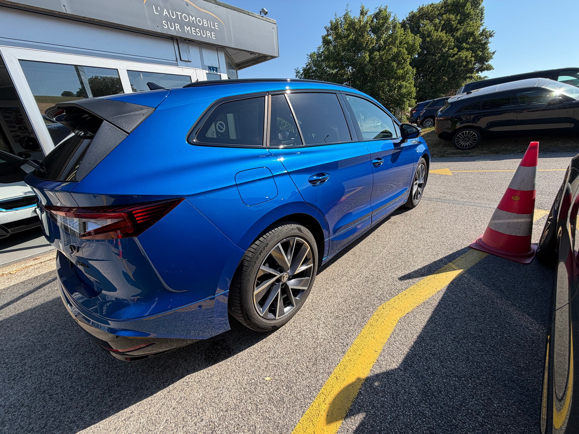 SKODA Enyaq iV 80x SportLine-image-2