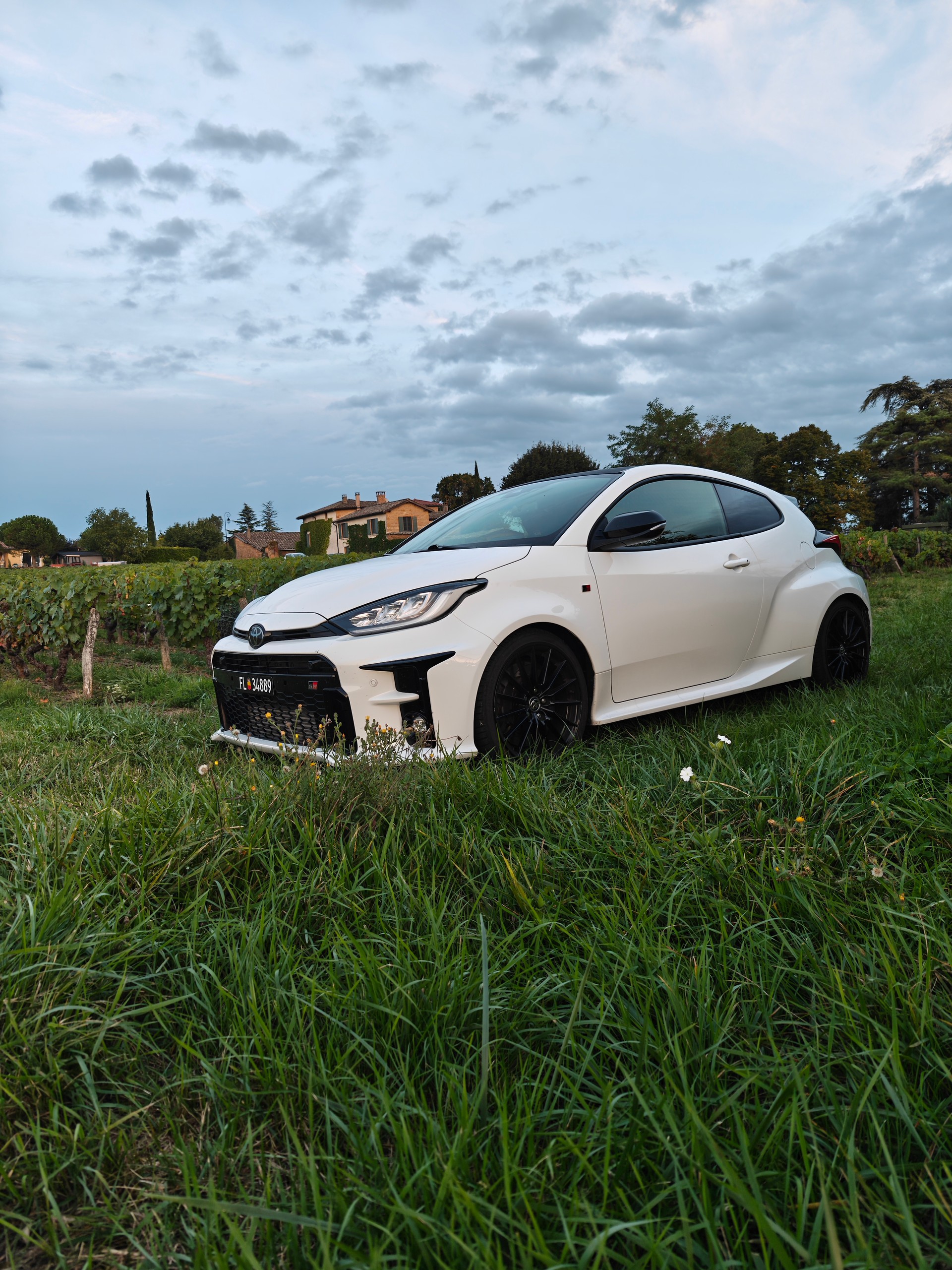 TOYOTA 1.6 Turbo Sport 4x4-image-2