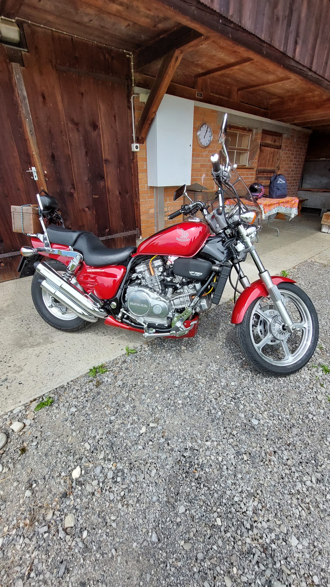 HONDA C