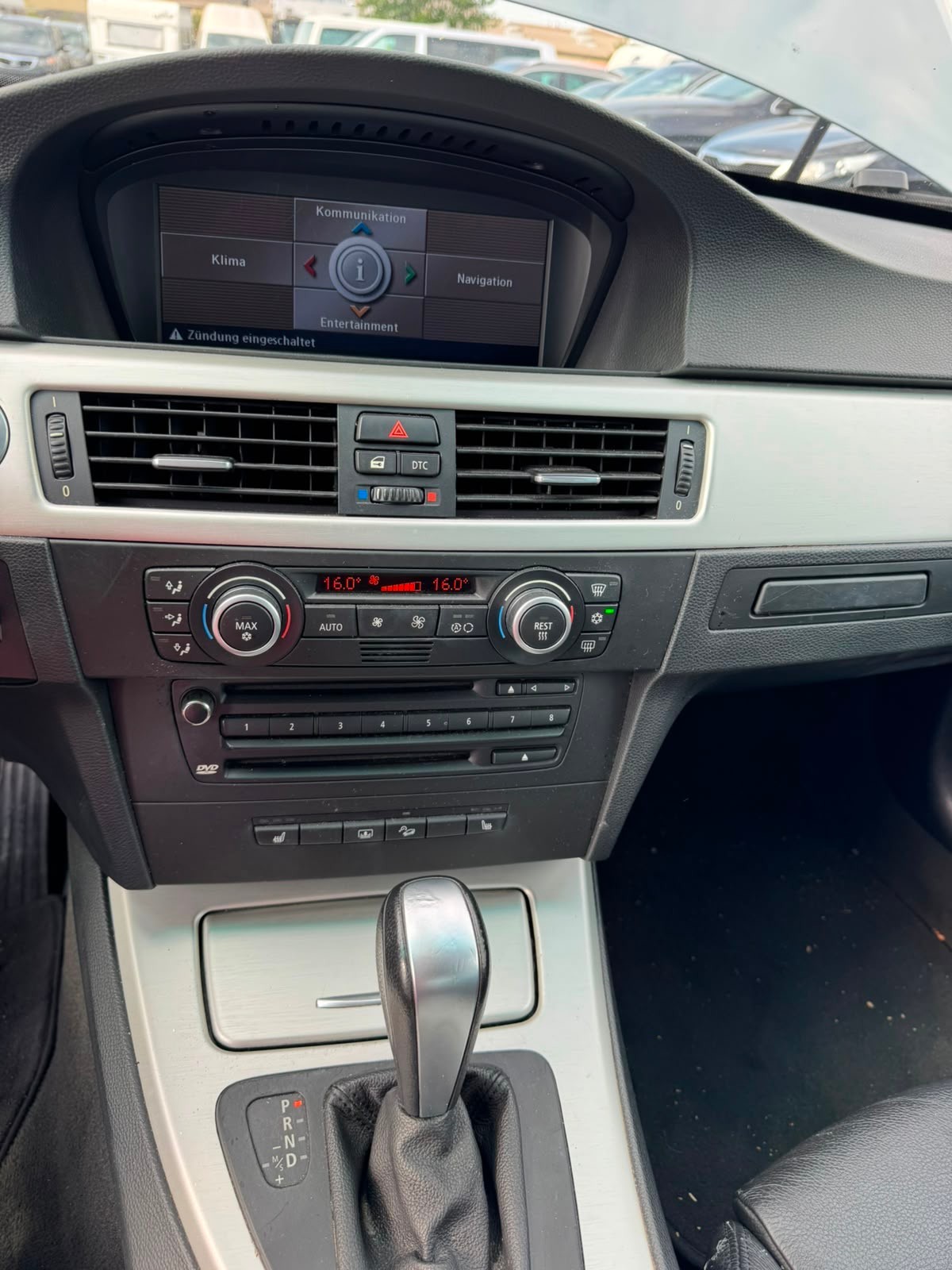 BMW 335xi Steptronic-image-11