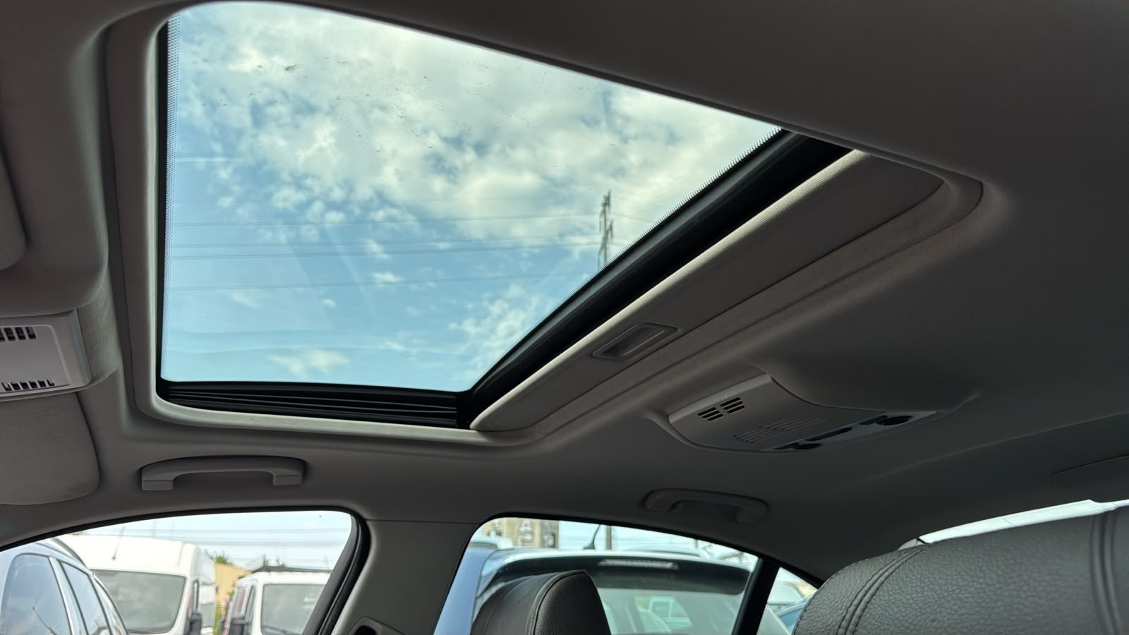 BMW 335xi Steptronic-image-6