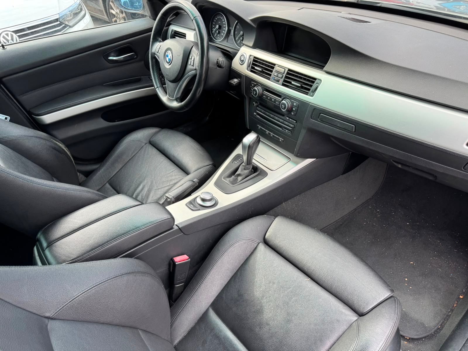BMW 335xi Steptronic-image-15