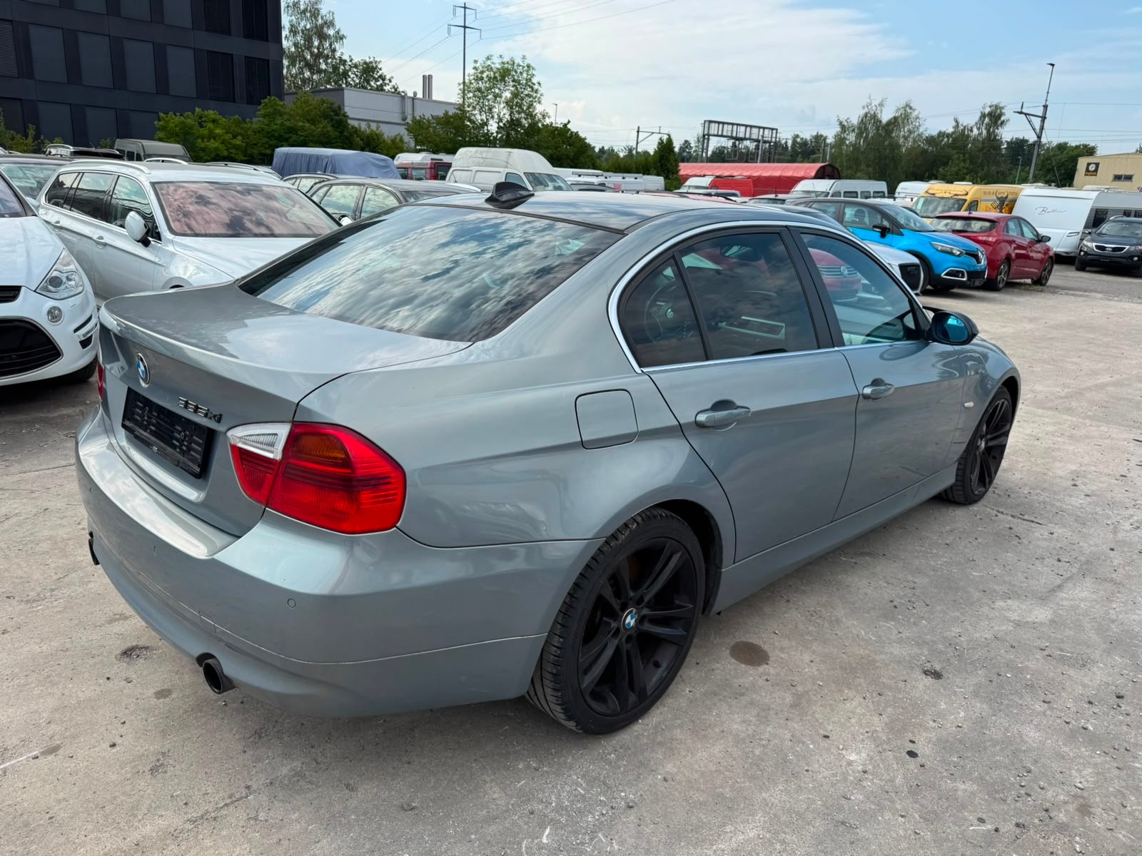 BMW 335xi Steptronic-image-3