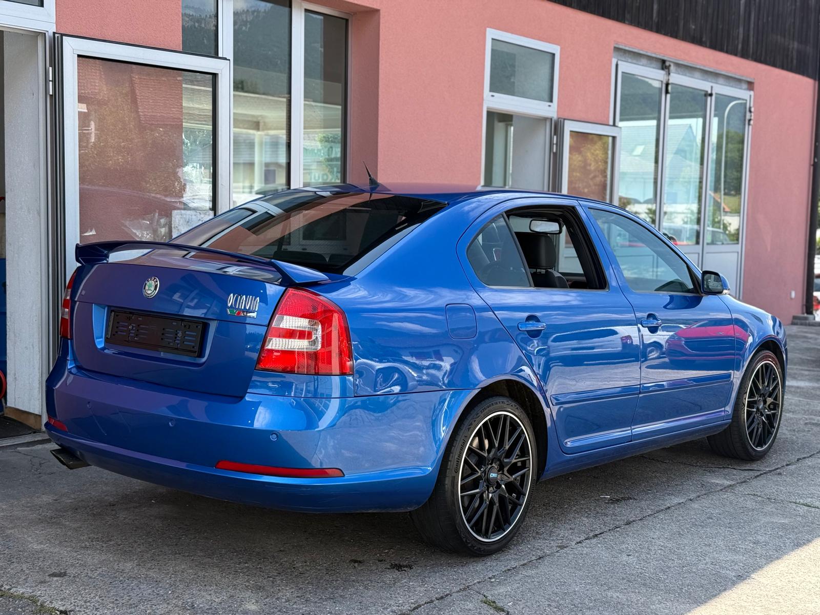 SKODA Octavia 2.0 Turbo FSI RS-image-3