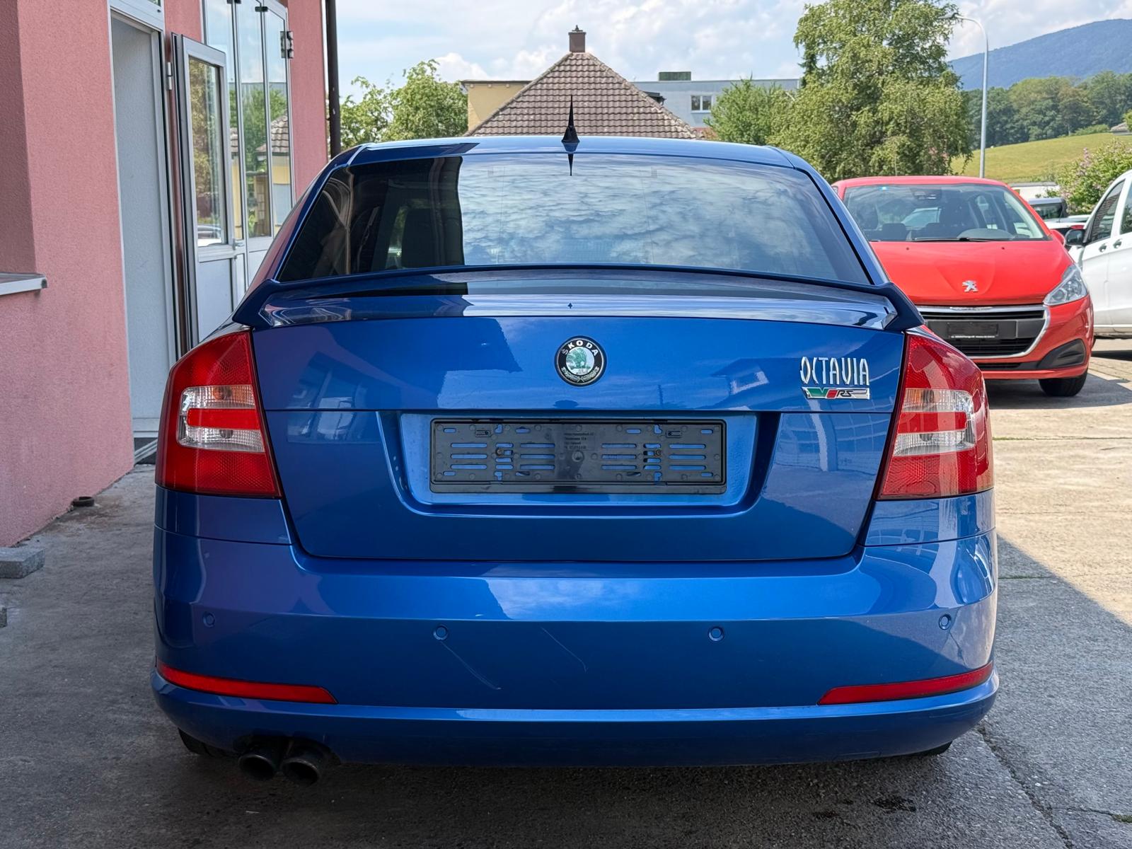 SKODA Octavia 2.0 Turbo FSI RS-image-4