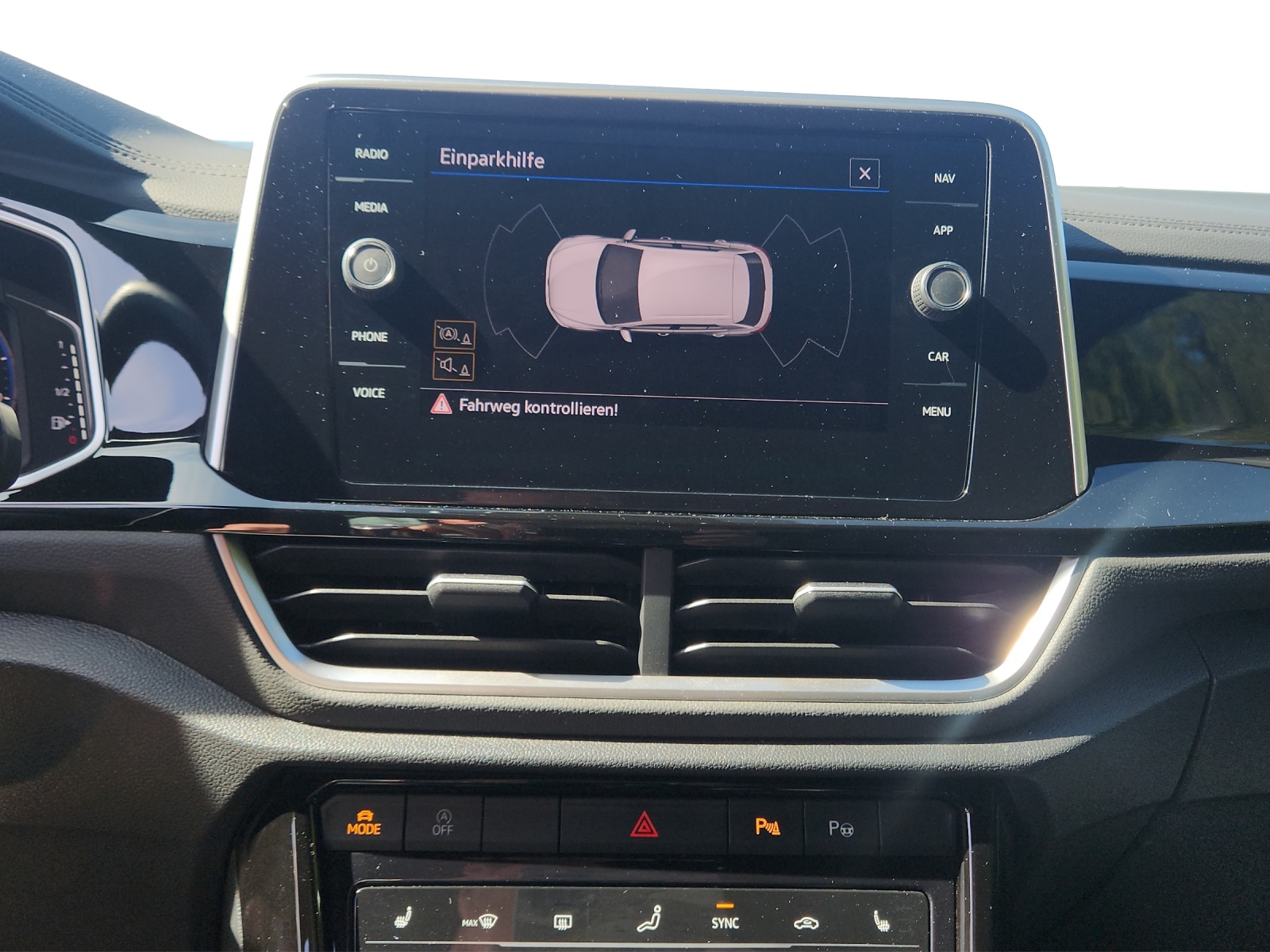 VW T-Roc 1.5 TSI EVO R-Line DSG-image-13