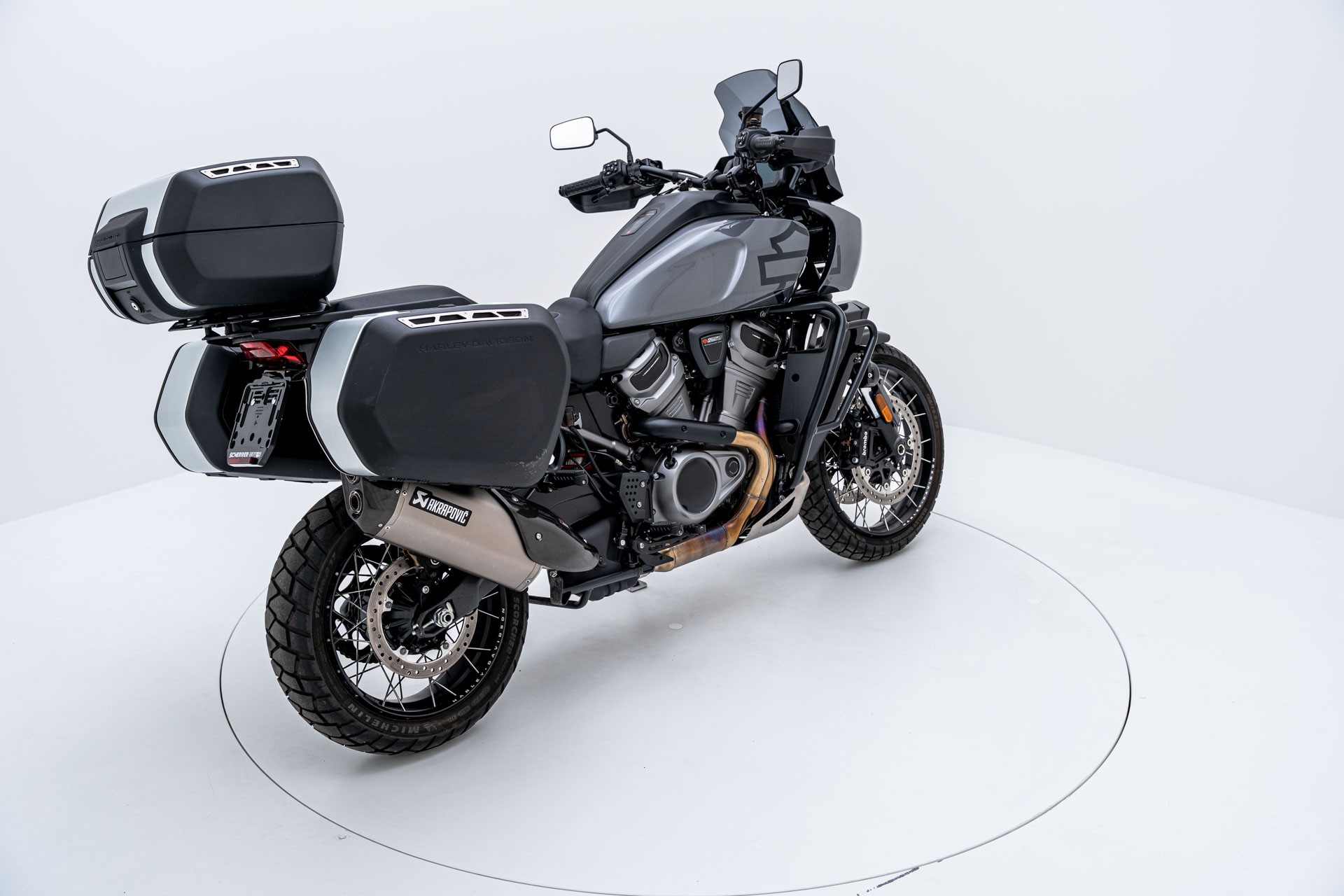 HARLEY-DAVIDSON RA Pan America 1250 Special-showroom-element-3