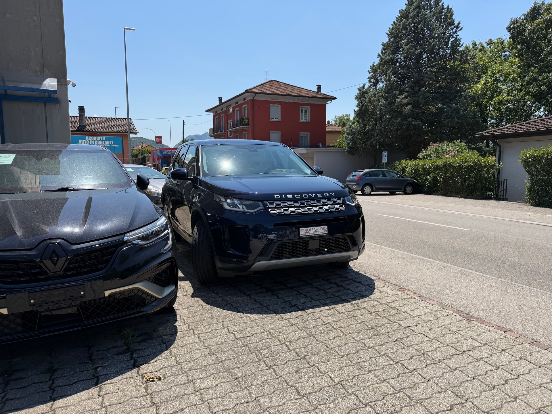 LAND ROVER Discovery Sport P200 2.0 Si4 MHEV S AT9-image-2