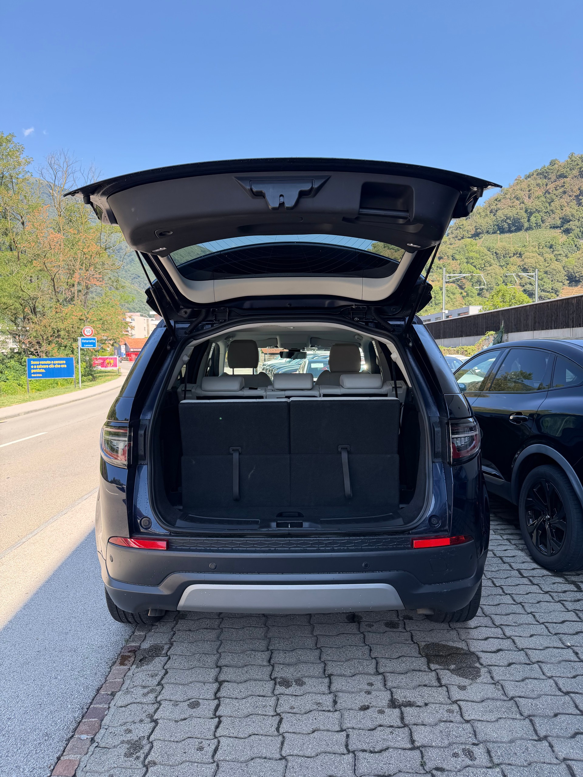 LAND ROVER Discovery Sport P200 2.0 Si4 MHEV S AT9-image-6