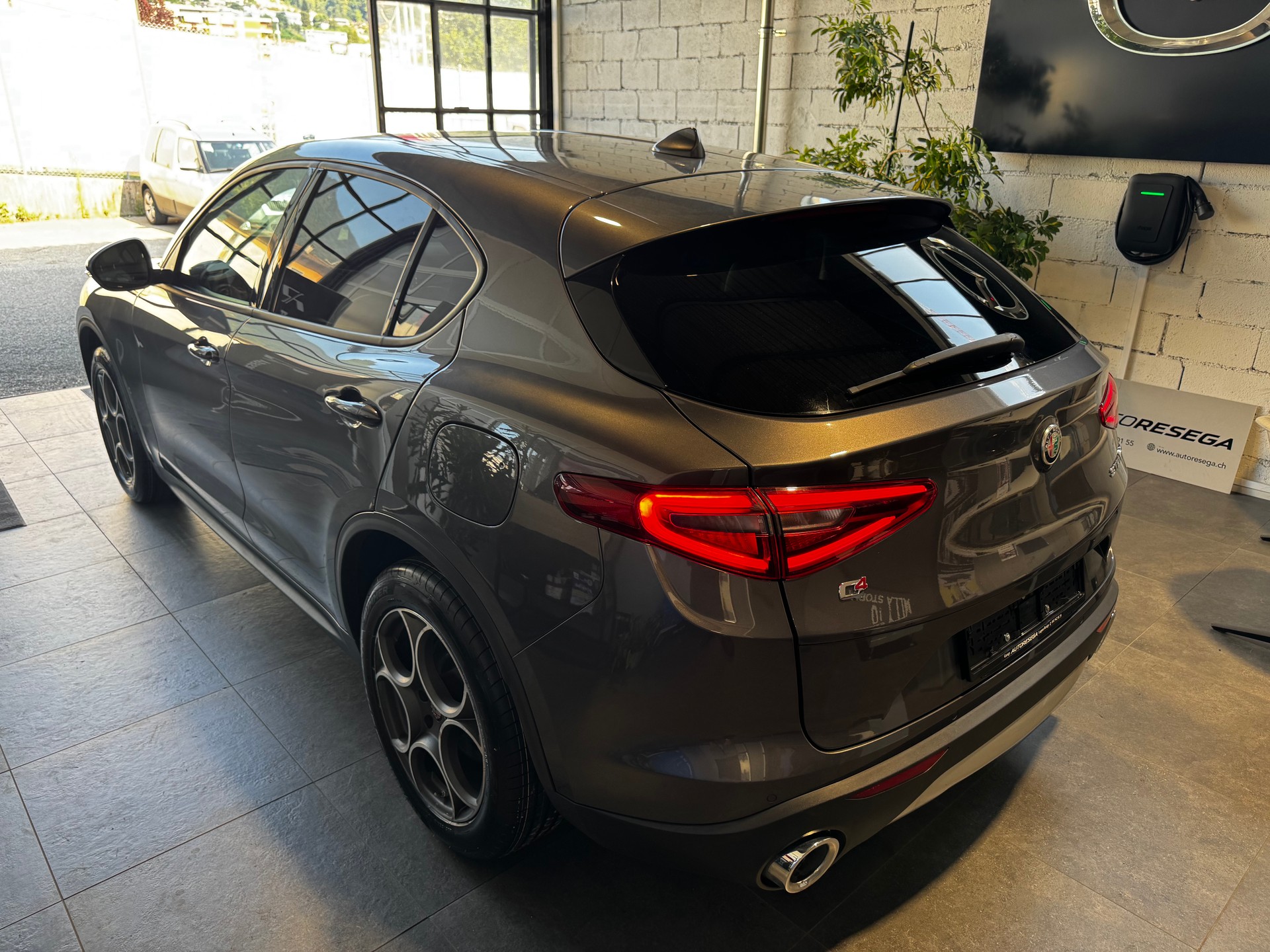 ALFA ROMEO Stelvio 2.0 Super Q4 Automatic-image-4