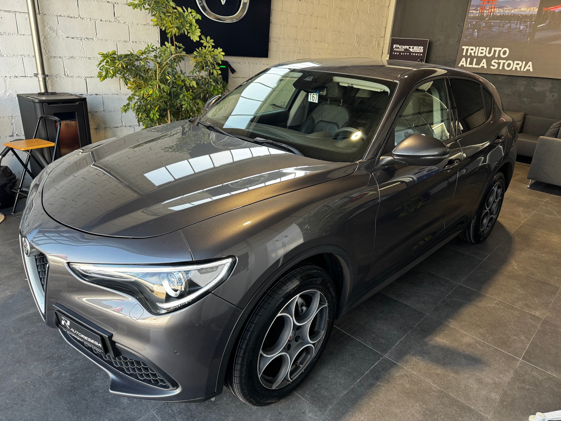 ALFA ROMEO Stelvio 2.0 Super Q4 Automatic-image-1
