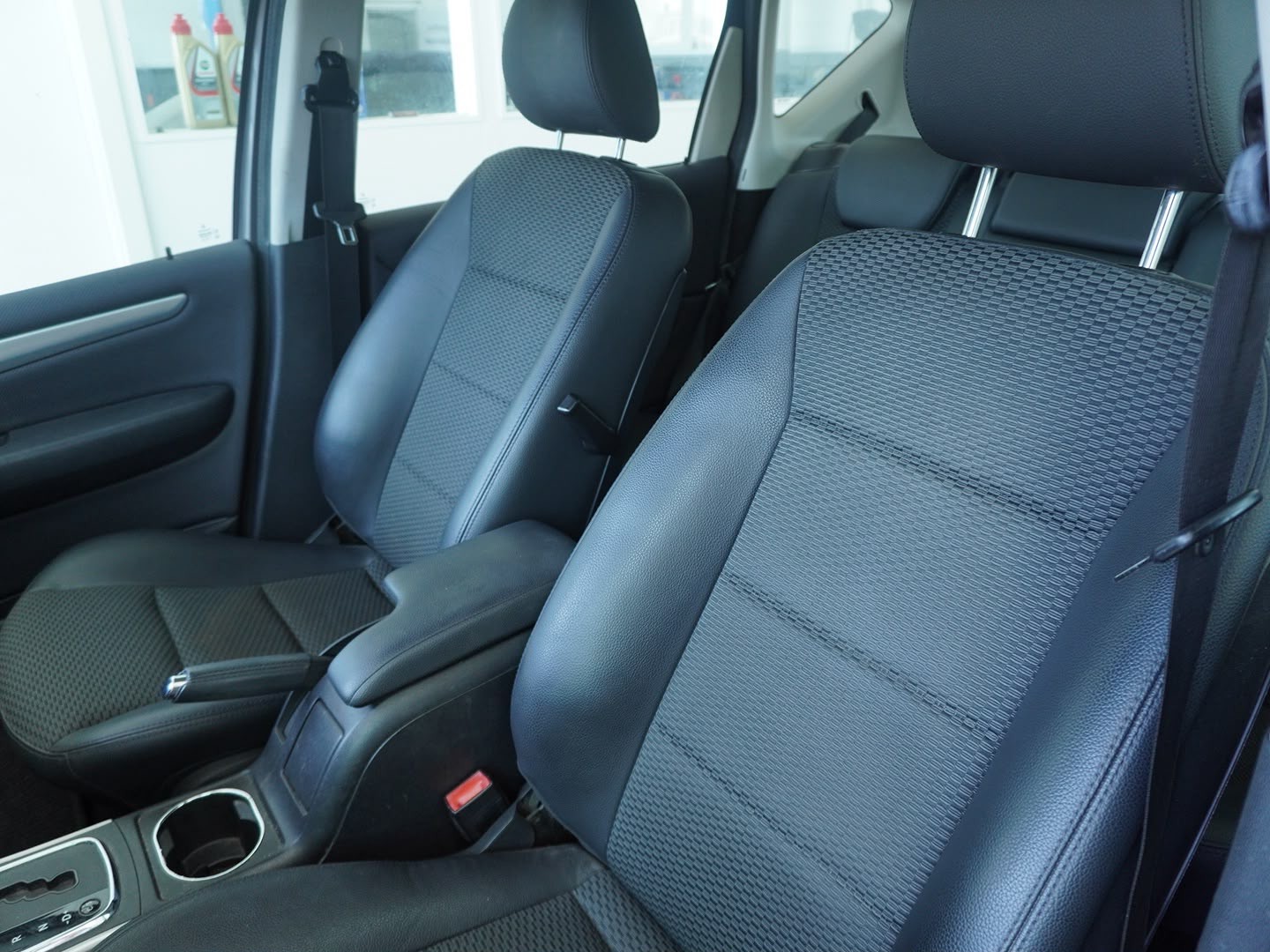 MERCEDES-BENZ A 180 Avantgarde Selection Autotronic-image-3