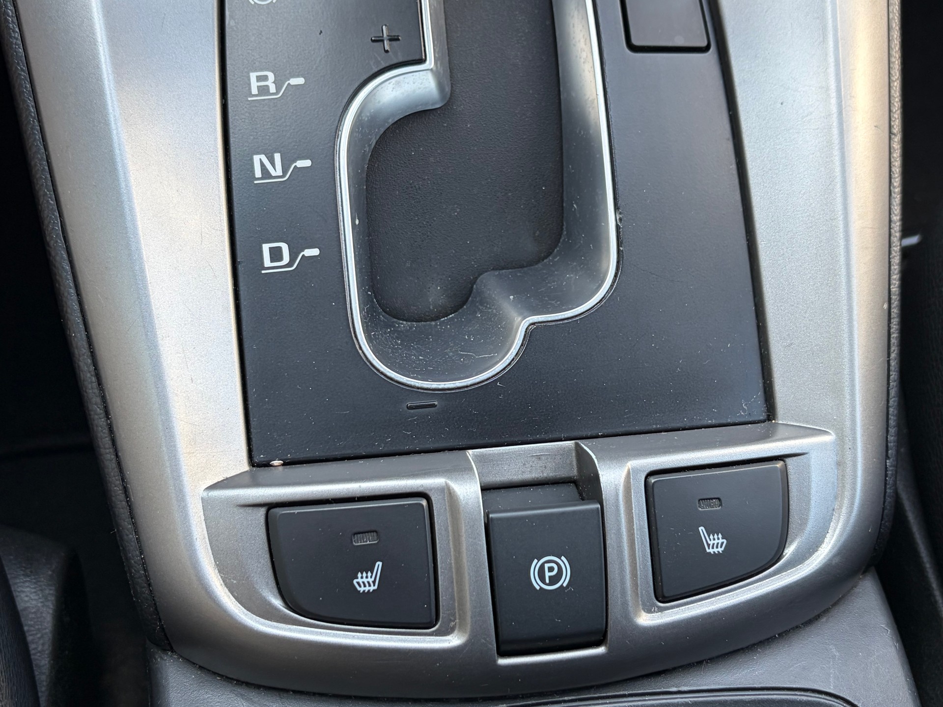 CHEVROLET Captiva 2.2 VCDi LTZ 4WD Automatic-image-18