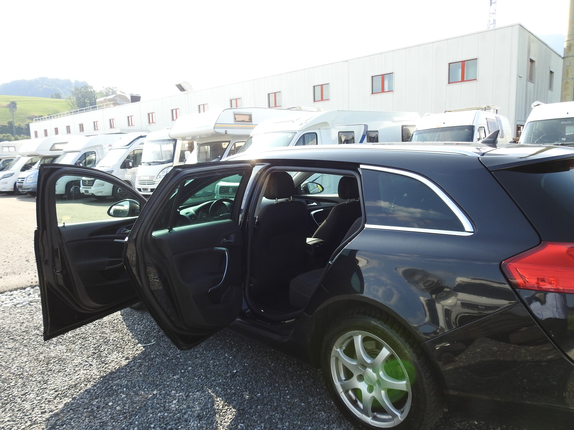 OPEL Insignia Sports Tourer 1.6 Turbo Cosmo-image-14