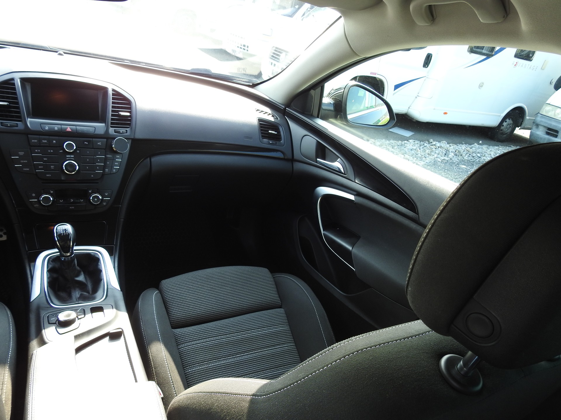 OPEL Insignia Sports Tourer 1.6 Turbo Cosmo-image-17