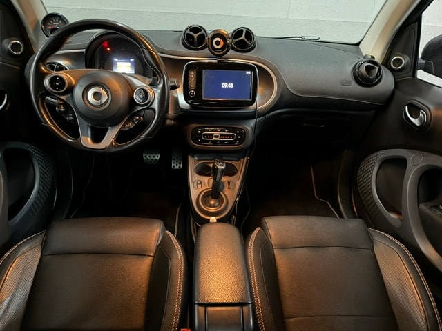 SMART fortwo BRABUS Style 110-image-7