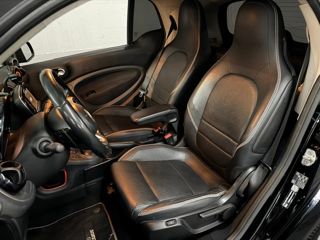 SMART fortwo BRABUS Style 110-image-9