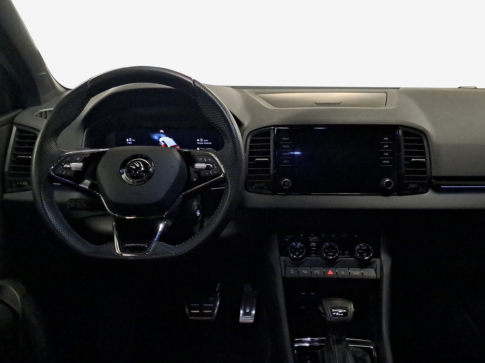 SKODA Karoq 2.0 TSI SportLine 4x4 DSG-image-8