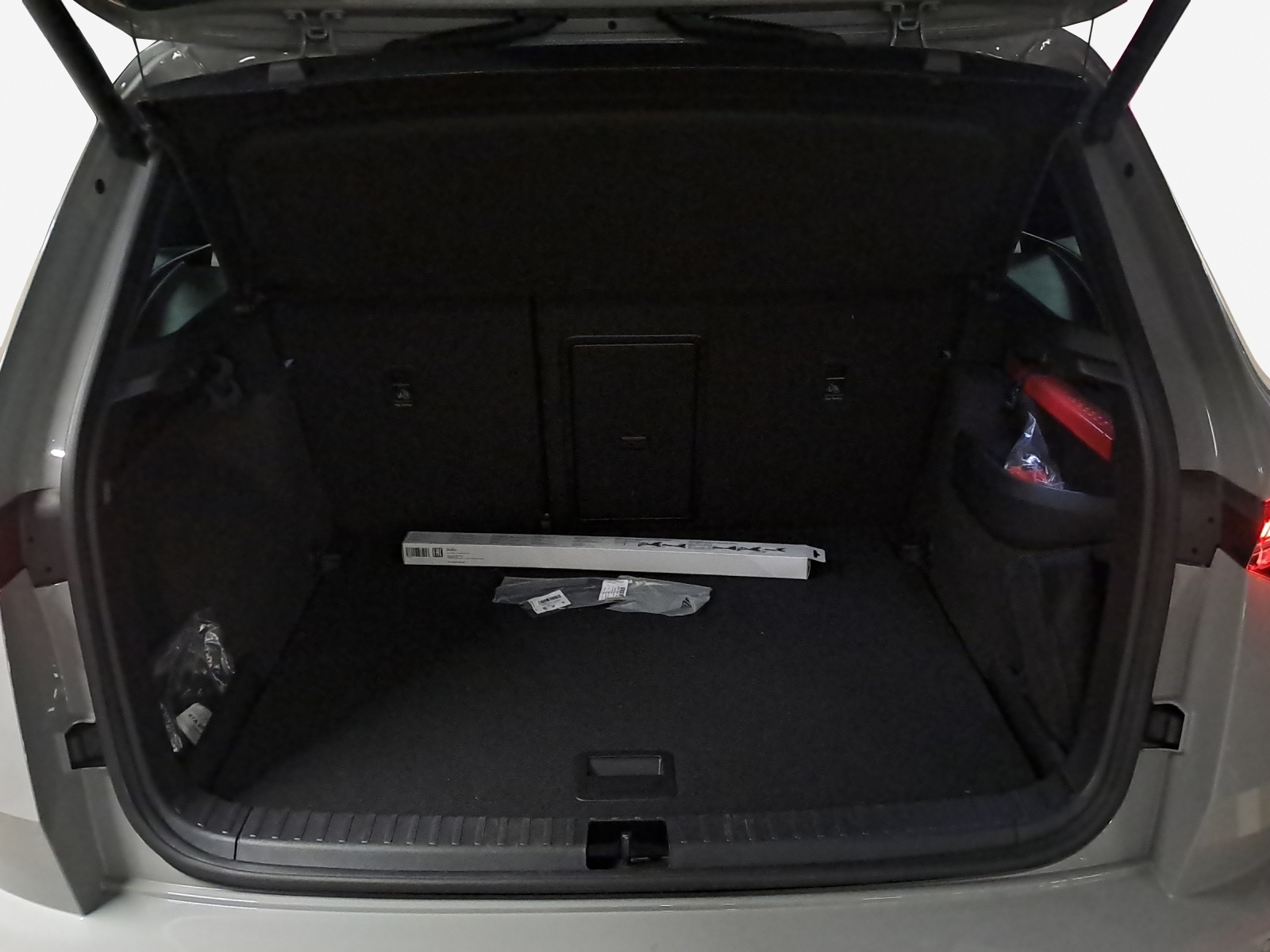 SKODA Karoq 2.0 TSI SportLine 4x4 DSG-image-12