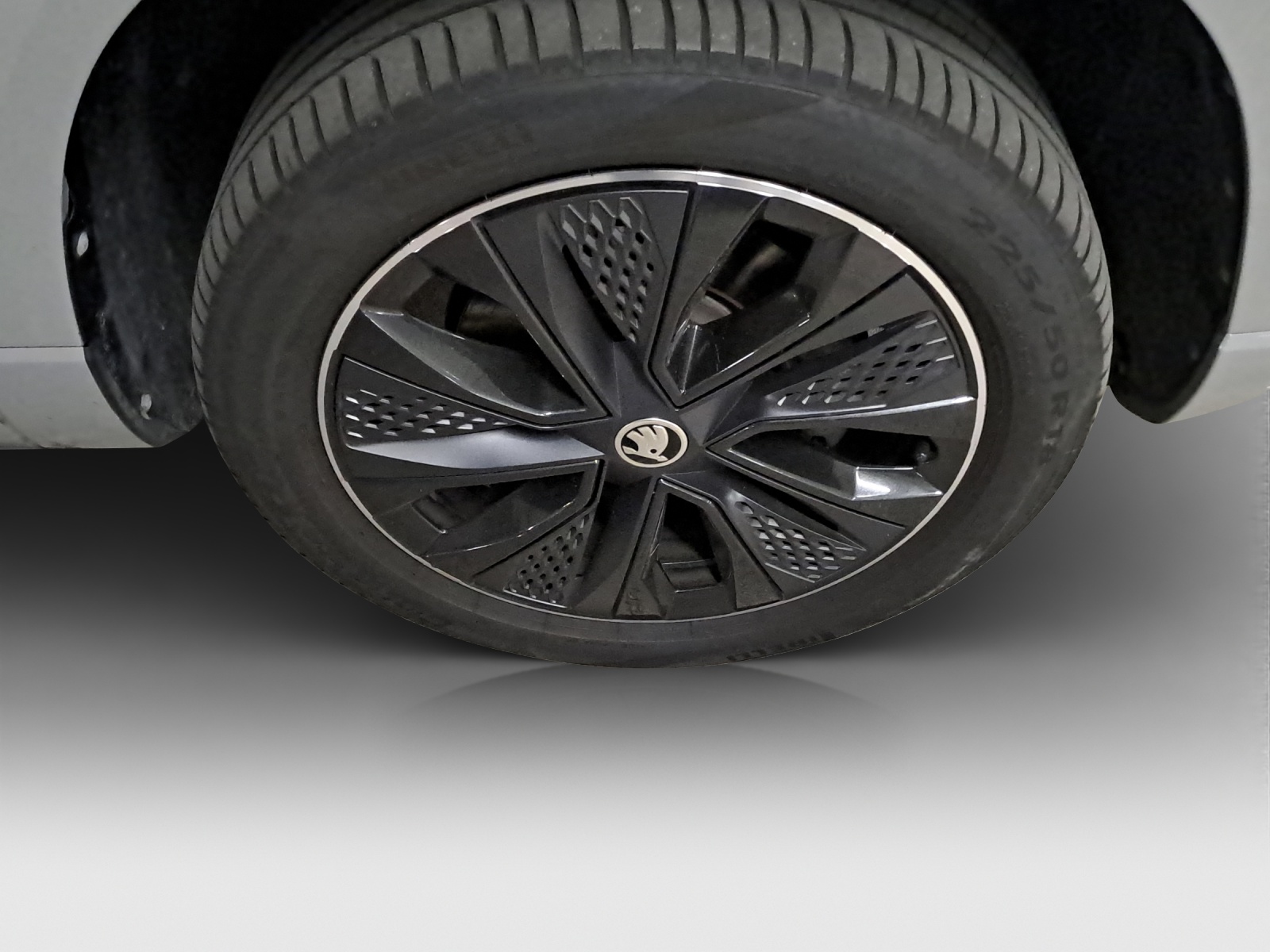 SKODA Karoq 2.0 TSI SportLine 4x4 DSG-image-14