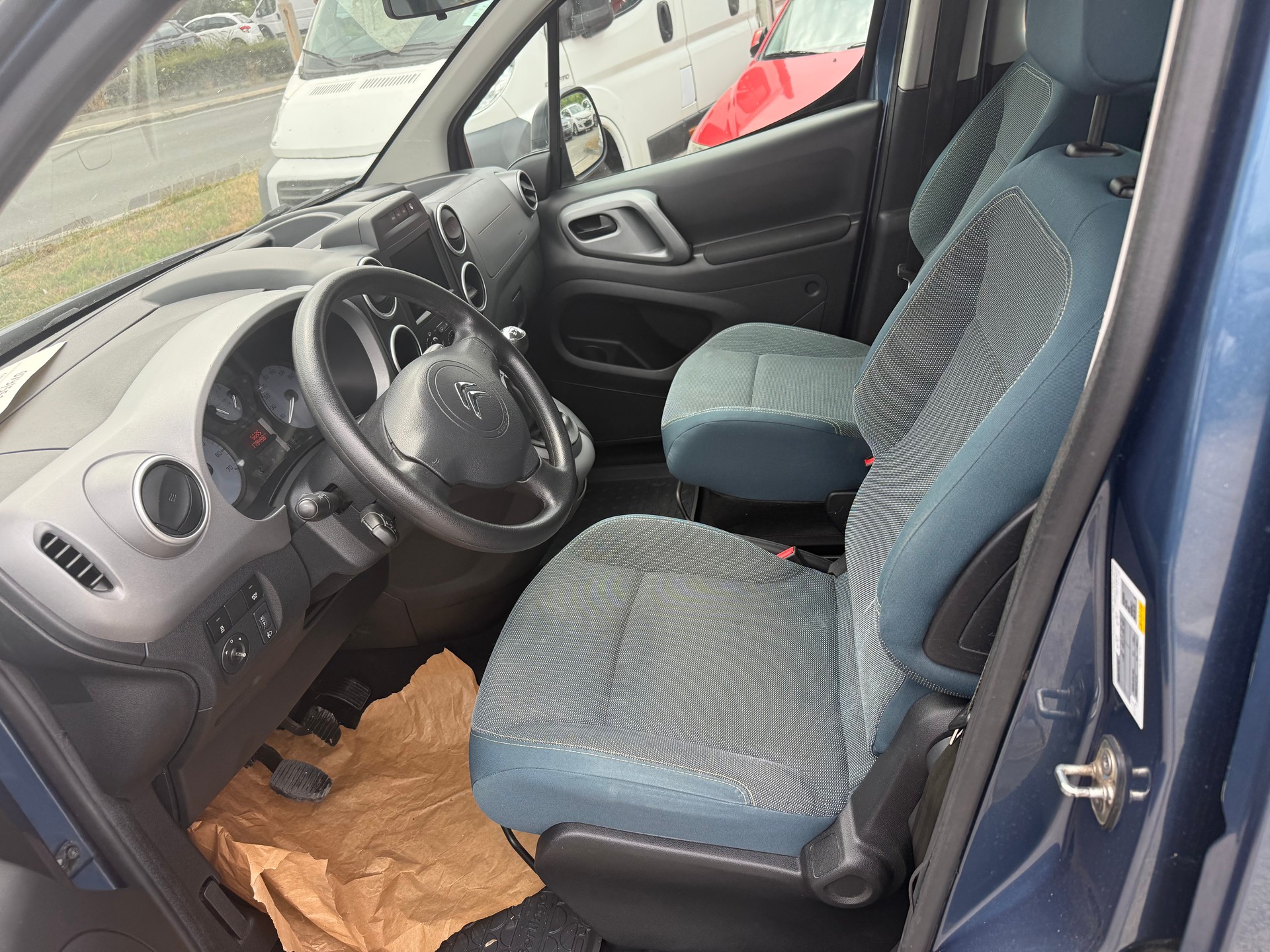 CITROEN Berlingo 1.6 BlueHDi Feel-image-7