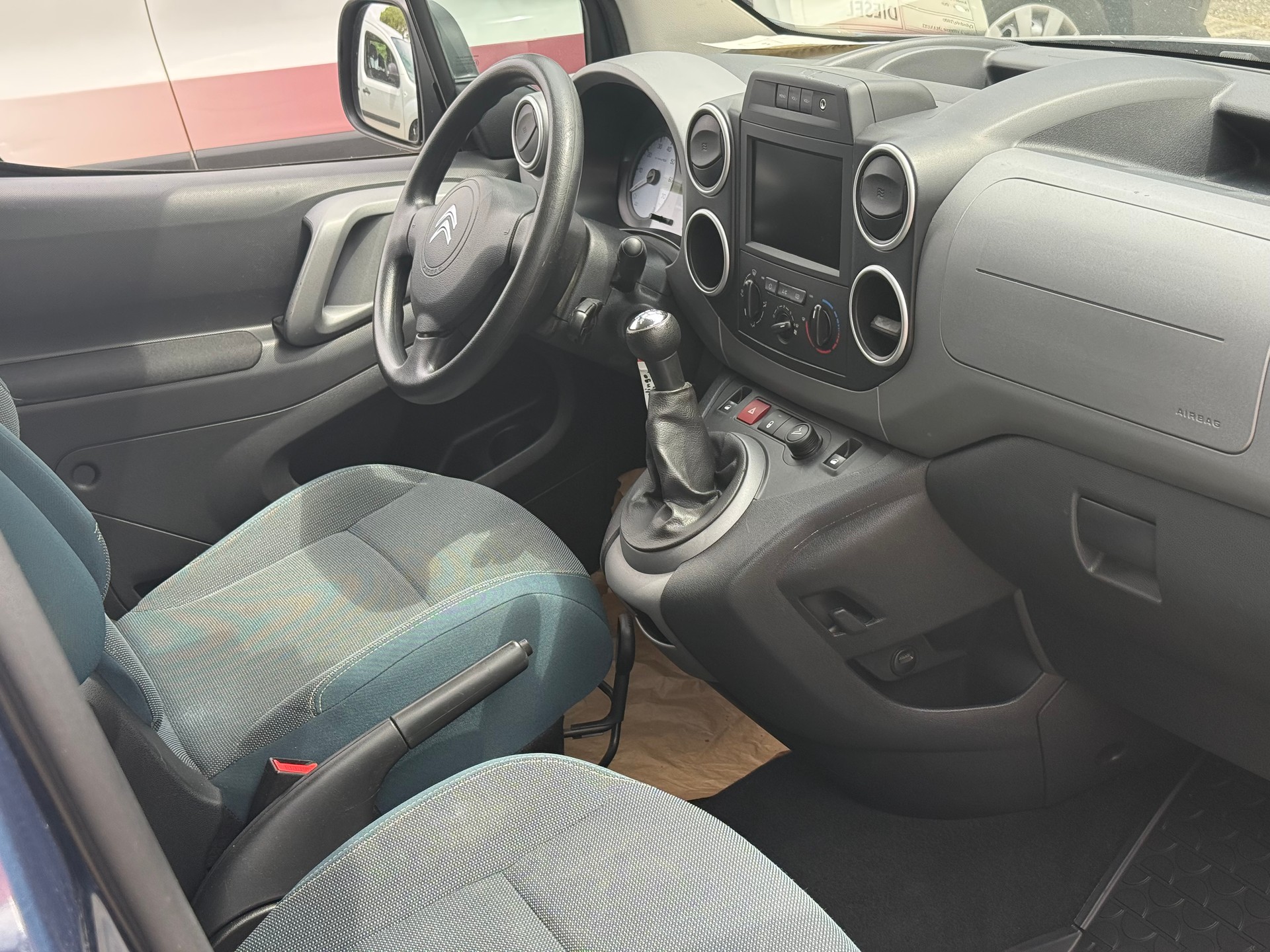 CITROEN Berlingo 1.6 BlueHDi Feel-image-4