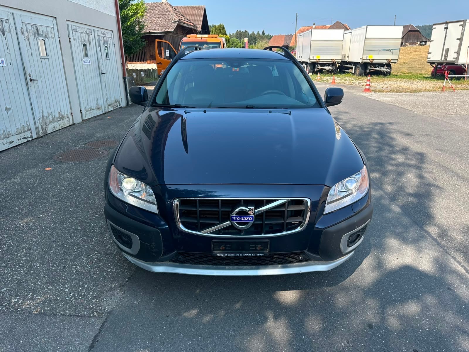 VOLVO XC70 D5 AWD Summum Geartronic-image-2