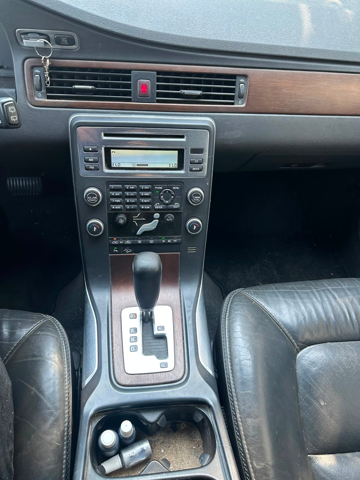 VOLVO XC70 D5 AWD Summum Geartronic-image-9