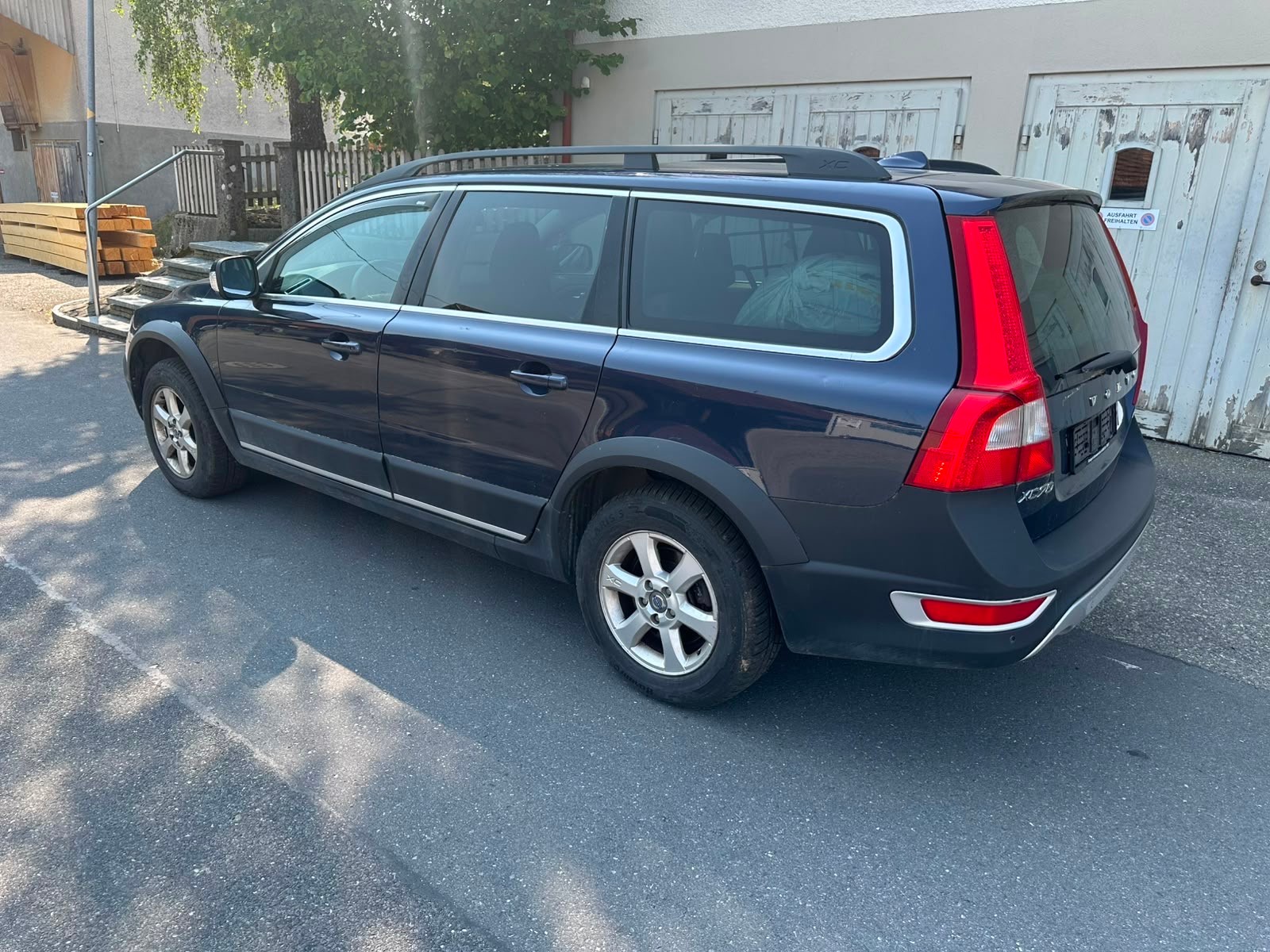 VOLVO XC70 D5 AWD Summum Geartronic-image-5