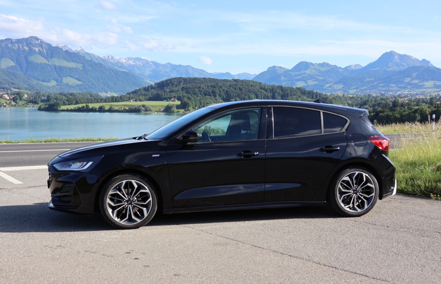 FORD 1.0i EcoB Hybrid 155 ST-Line-image-3