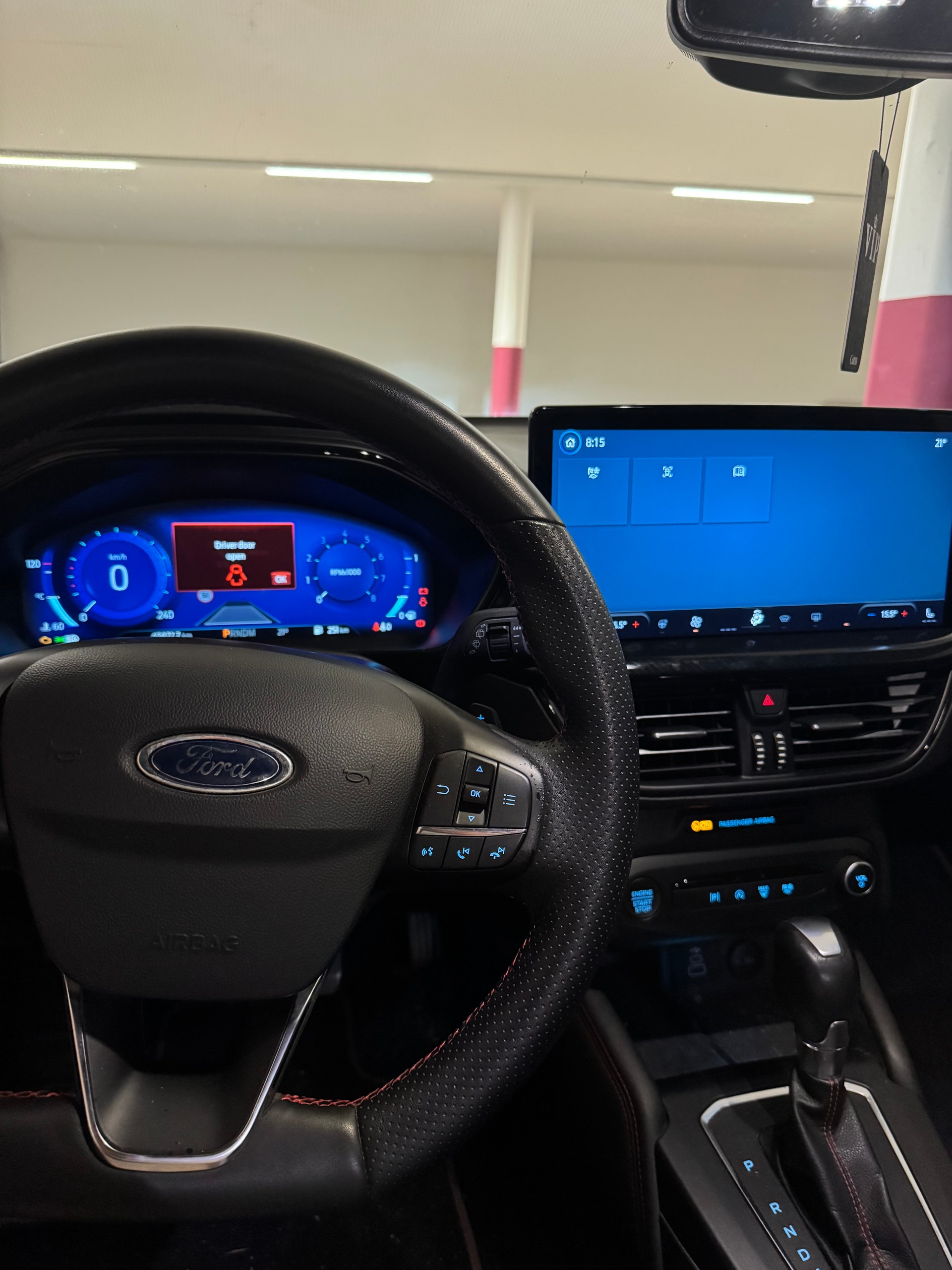FORD 1.0i EcoB Hybrid 155 ST-Line-image-5