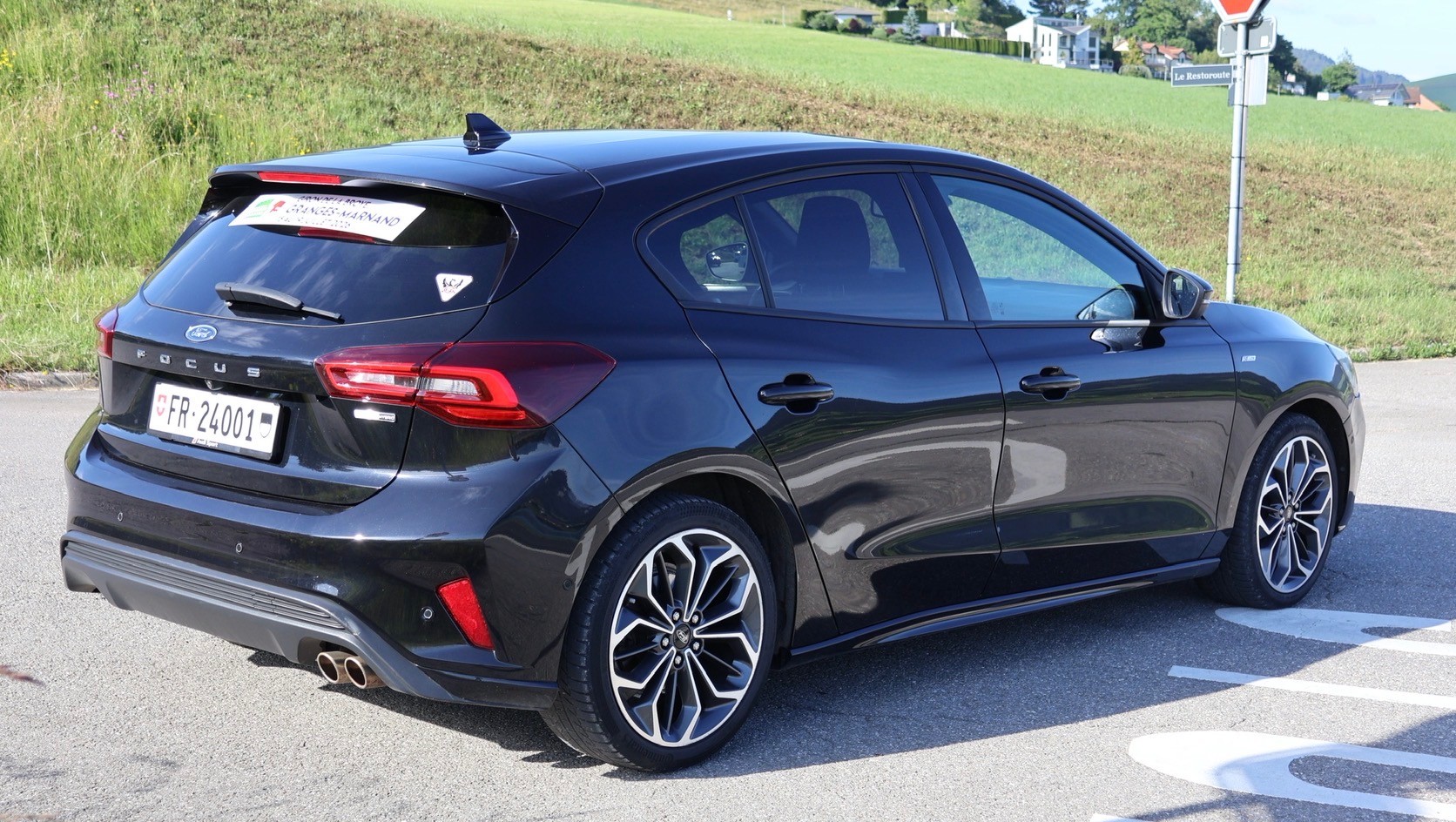 FORD 1.0i EcoB Hybrid 155 ST-Line-image-1