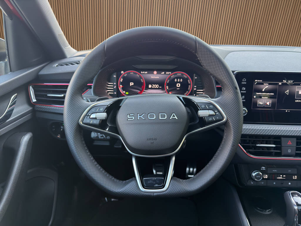 SKODA Kamiq 1.5 TSI Monte Carlo DSG-image-14