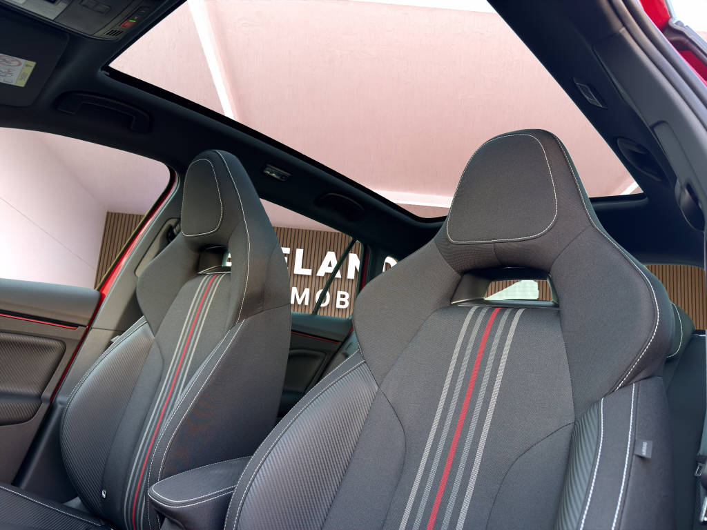 SKODA Kamiq 1.5 TSI Monte Carlo DSG-image-12