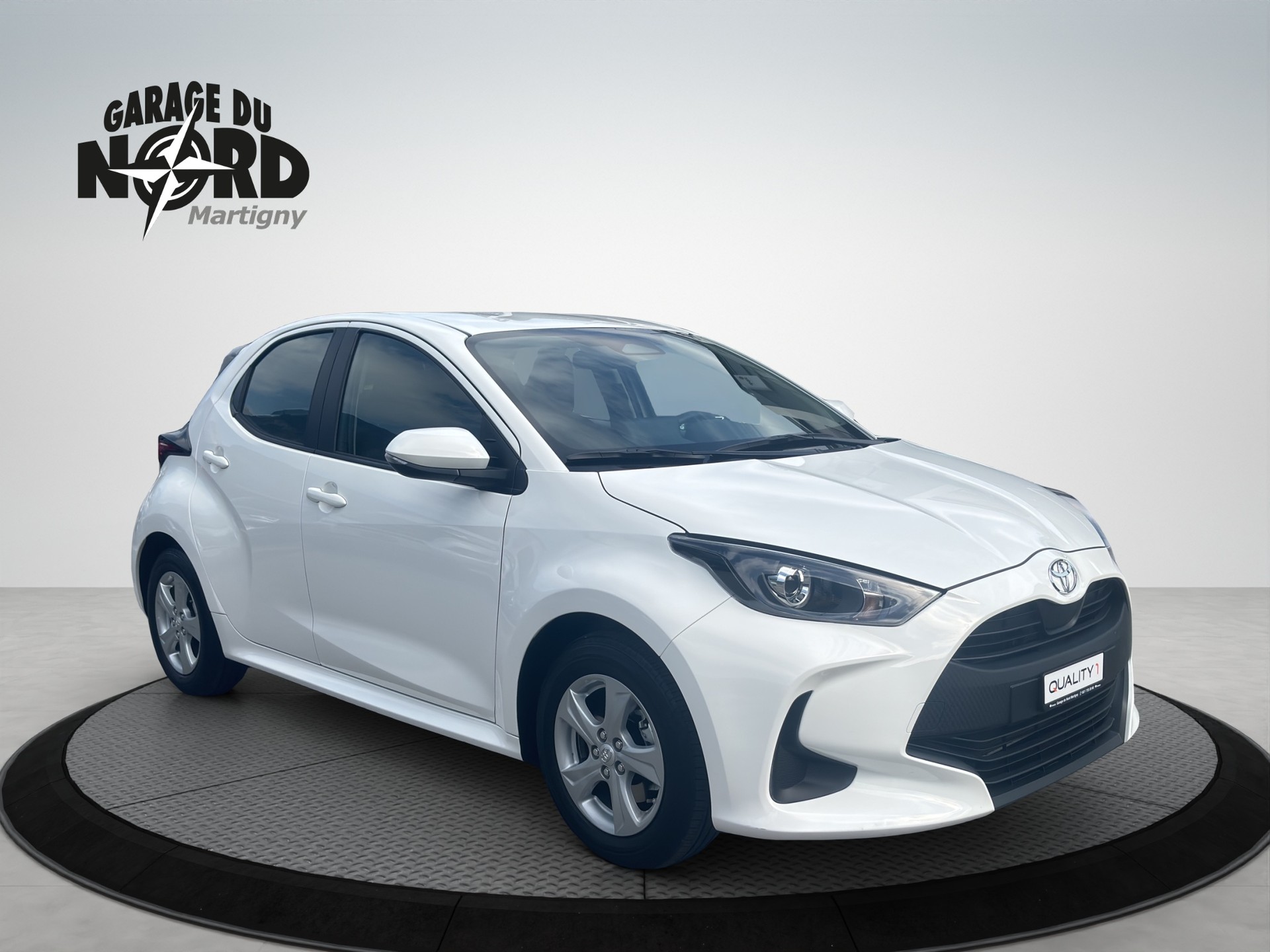 TOYOTA Yaris 1.5 Comfort e-CVT-image-7