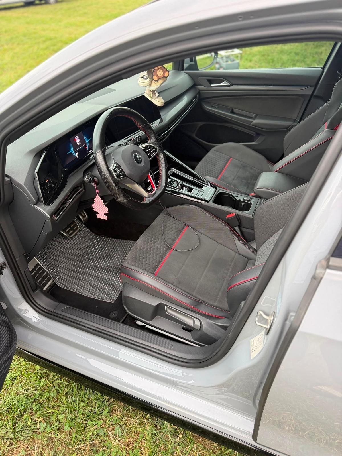 VW 2.0 TSI GTI Clubsport DSG-image-4