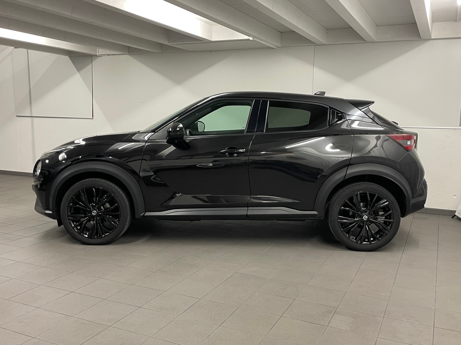 NISSAN Juke 1.0 DIG-T Enigma DCT-image-2