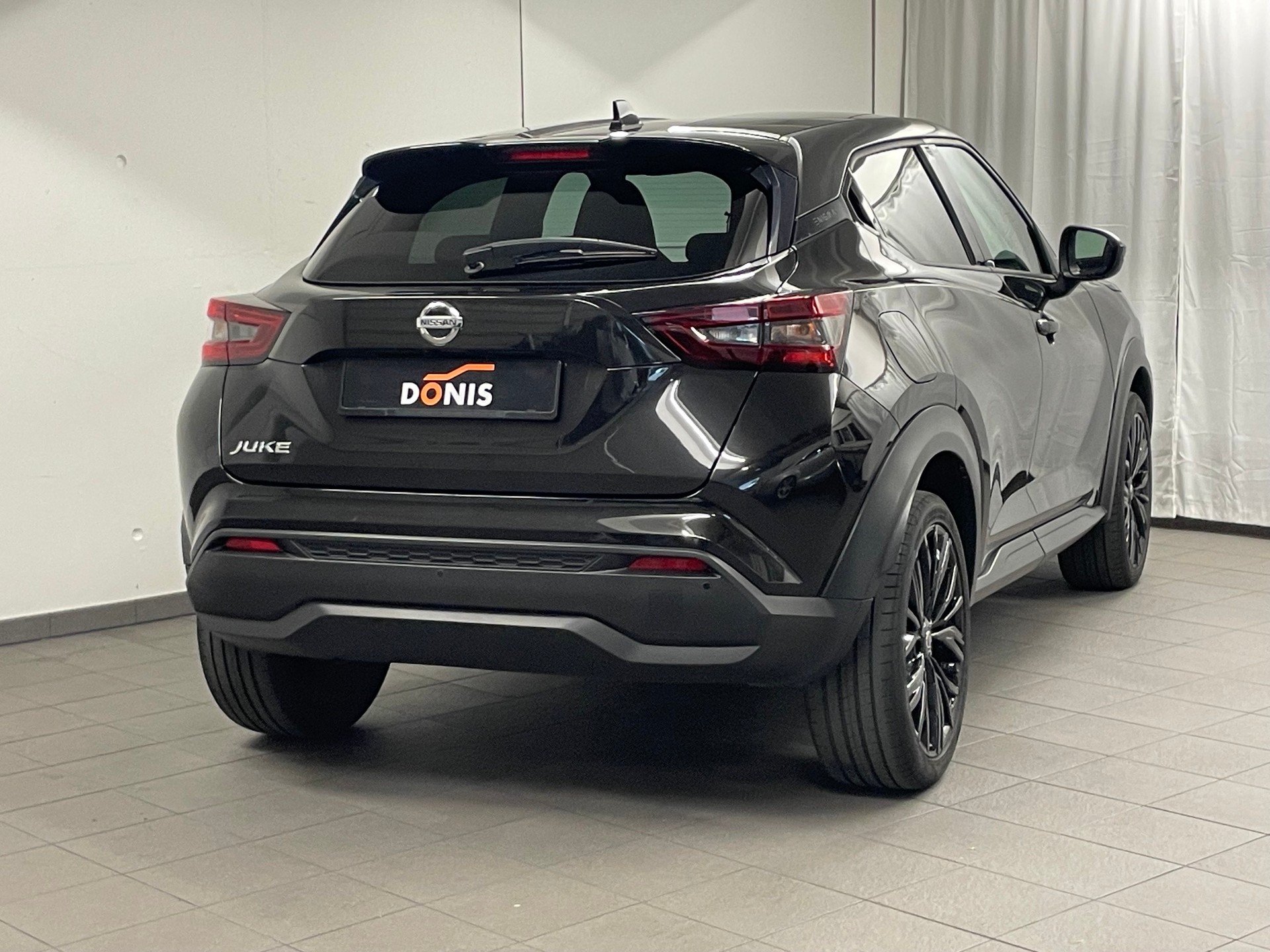 NISSAN Juke 1.0 DIG-T Enigma DCT-image-3