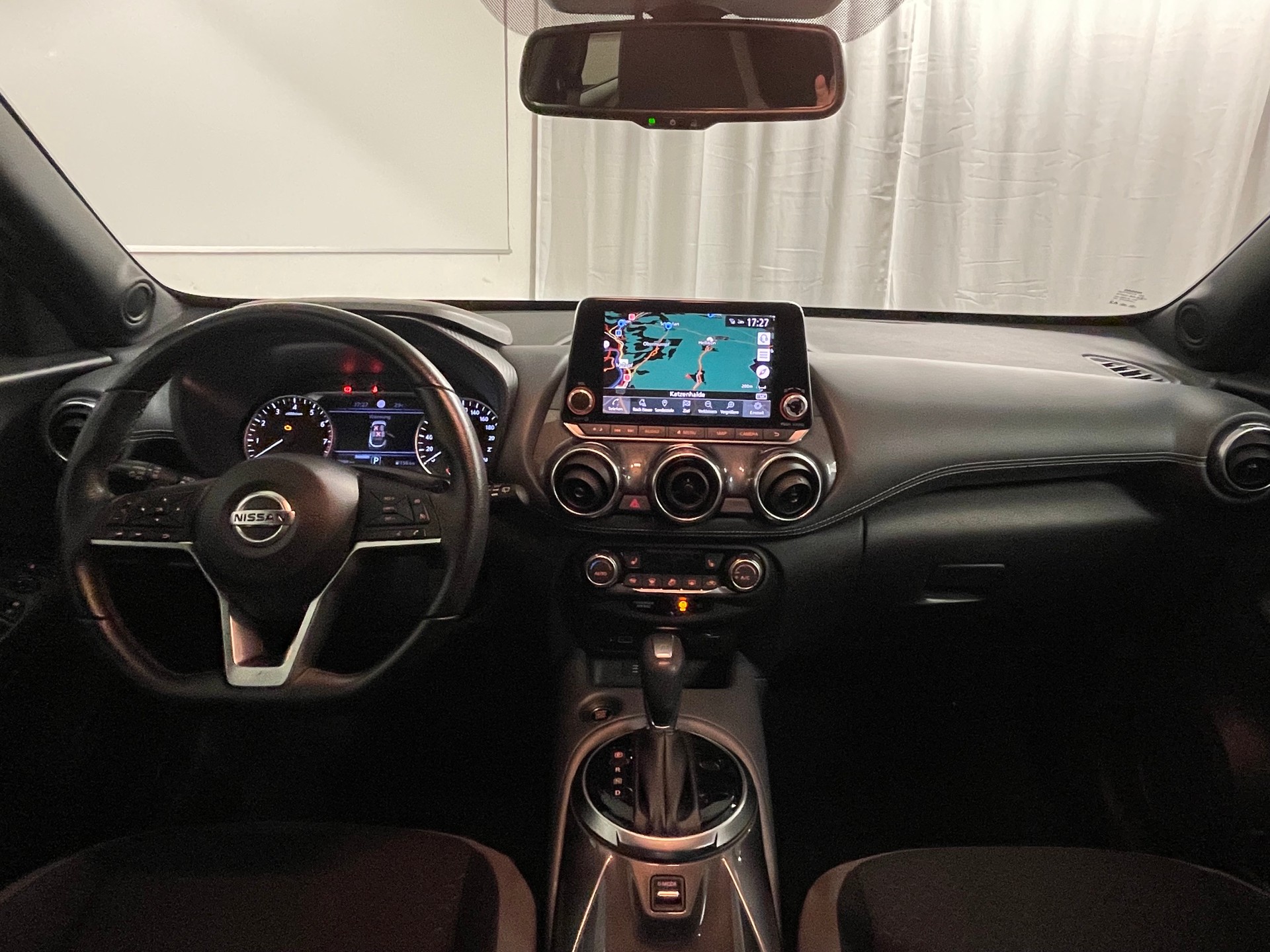 NISSAN Juke 1.0 DIG-T Enigma DCT-image-10