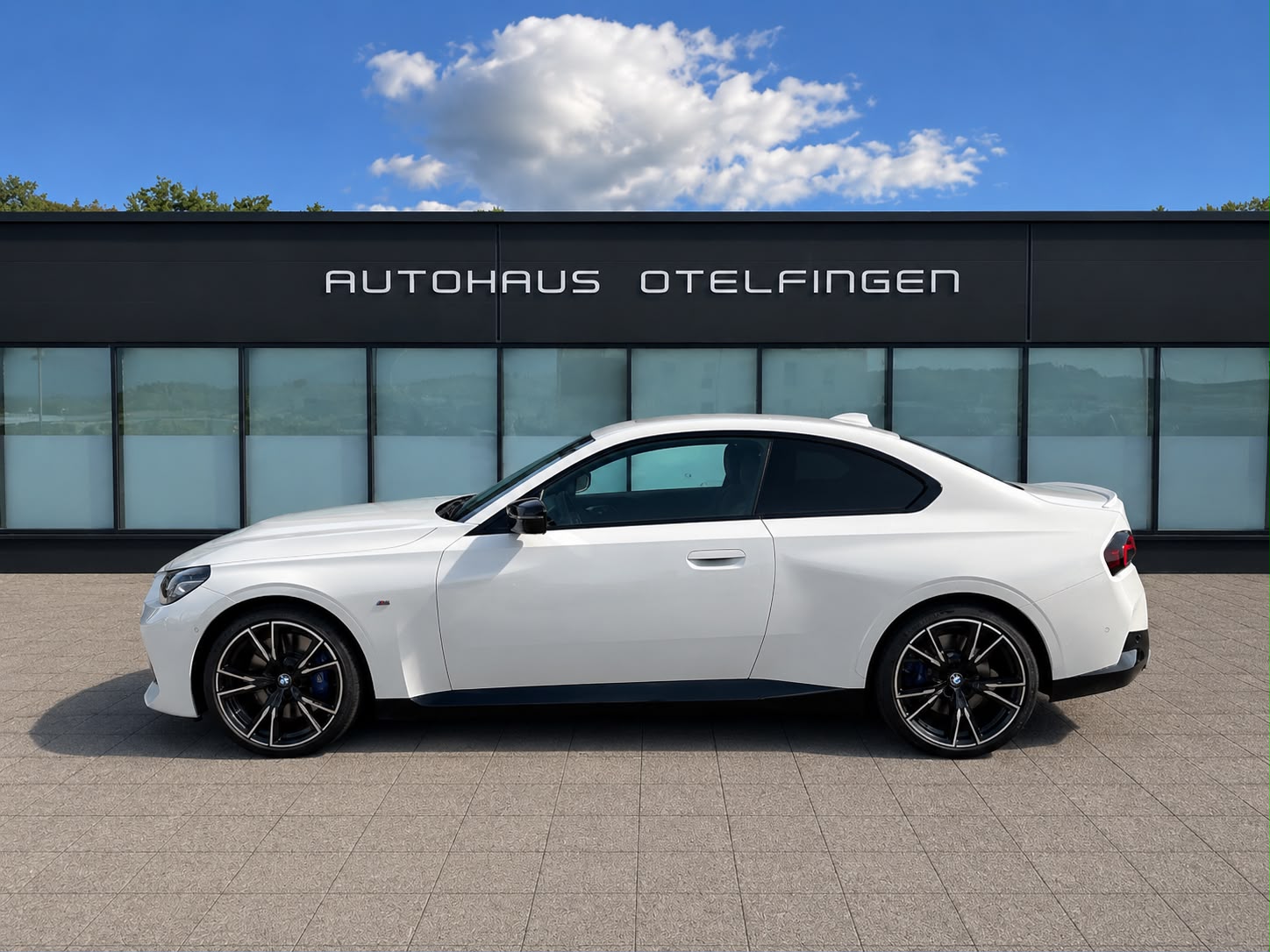 BMW M240i xDrive Coupé-image-0