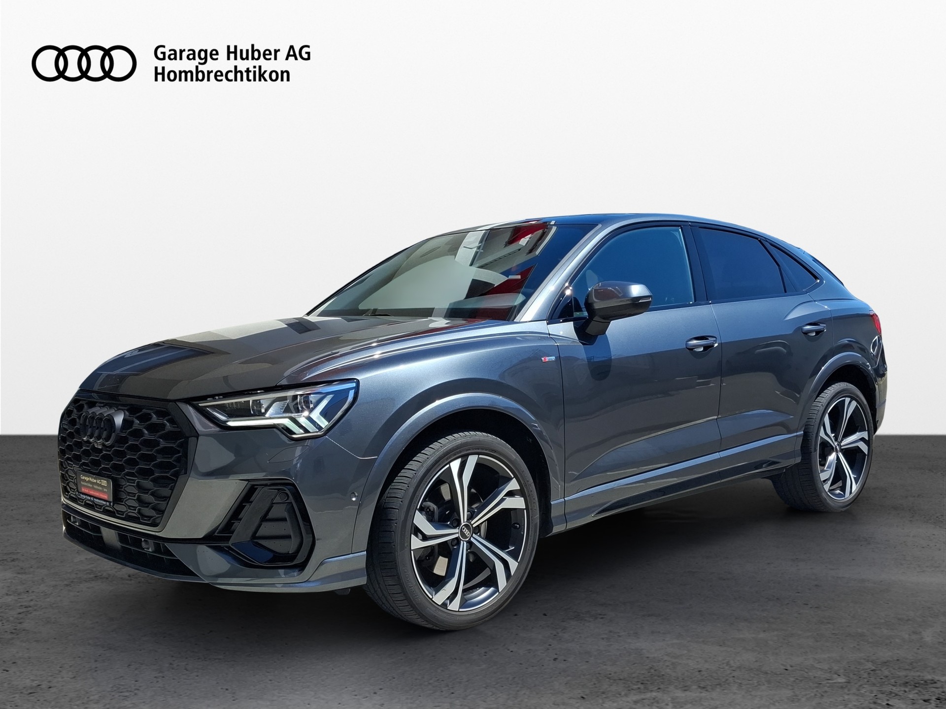 AUDI Q3 Sportback 45 TFSI S line quattro S-tronic-image-0