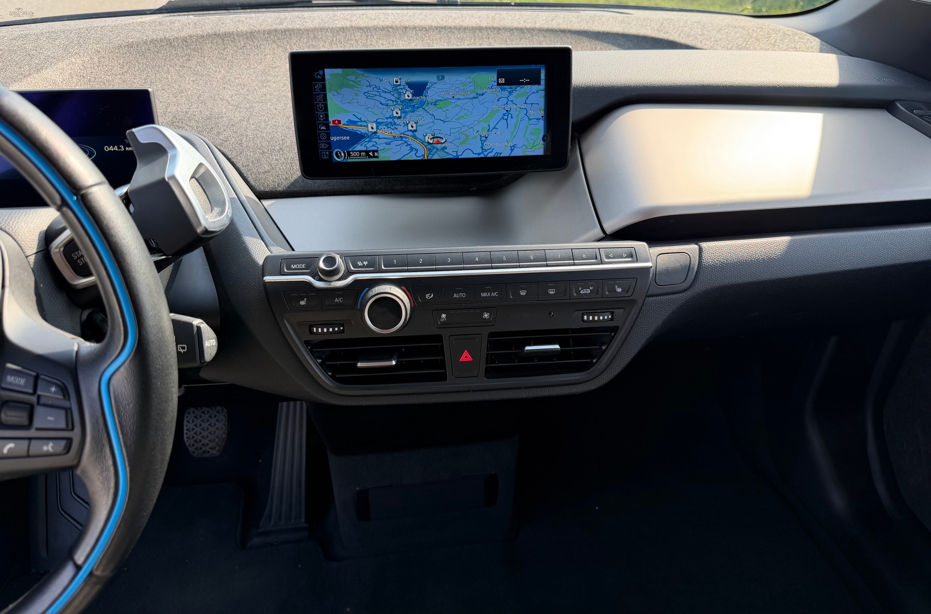 BMW i3 (94Ah) Range Extender-image-13